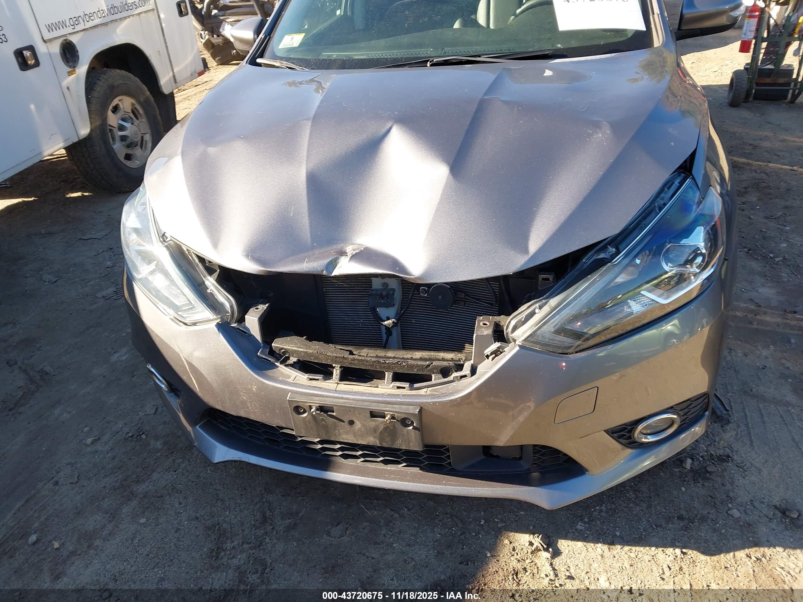 NISSAN SENTRA image 6