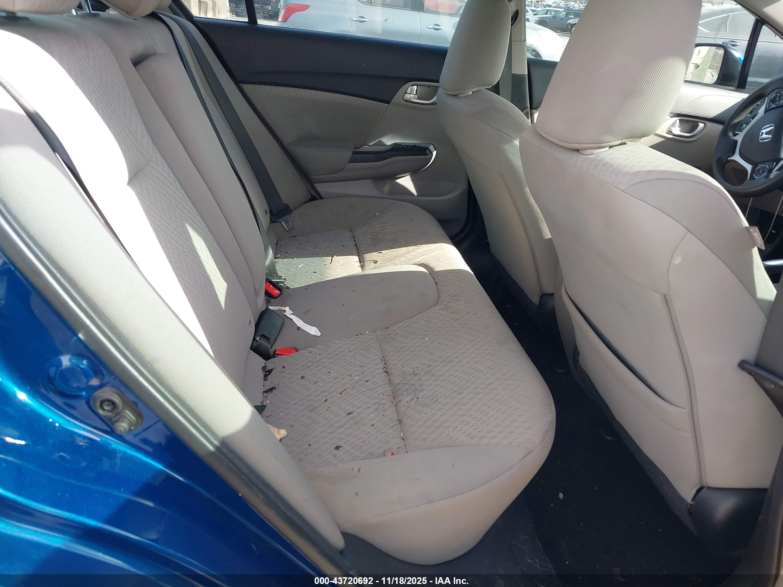 HONDA CIVIC image 8