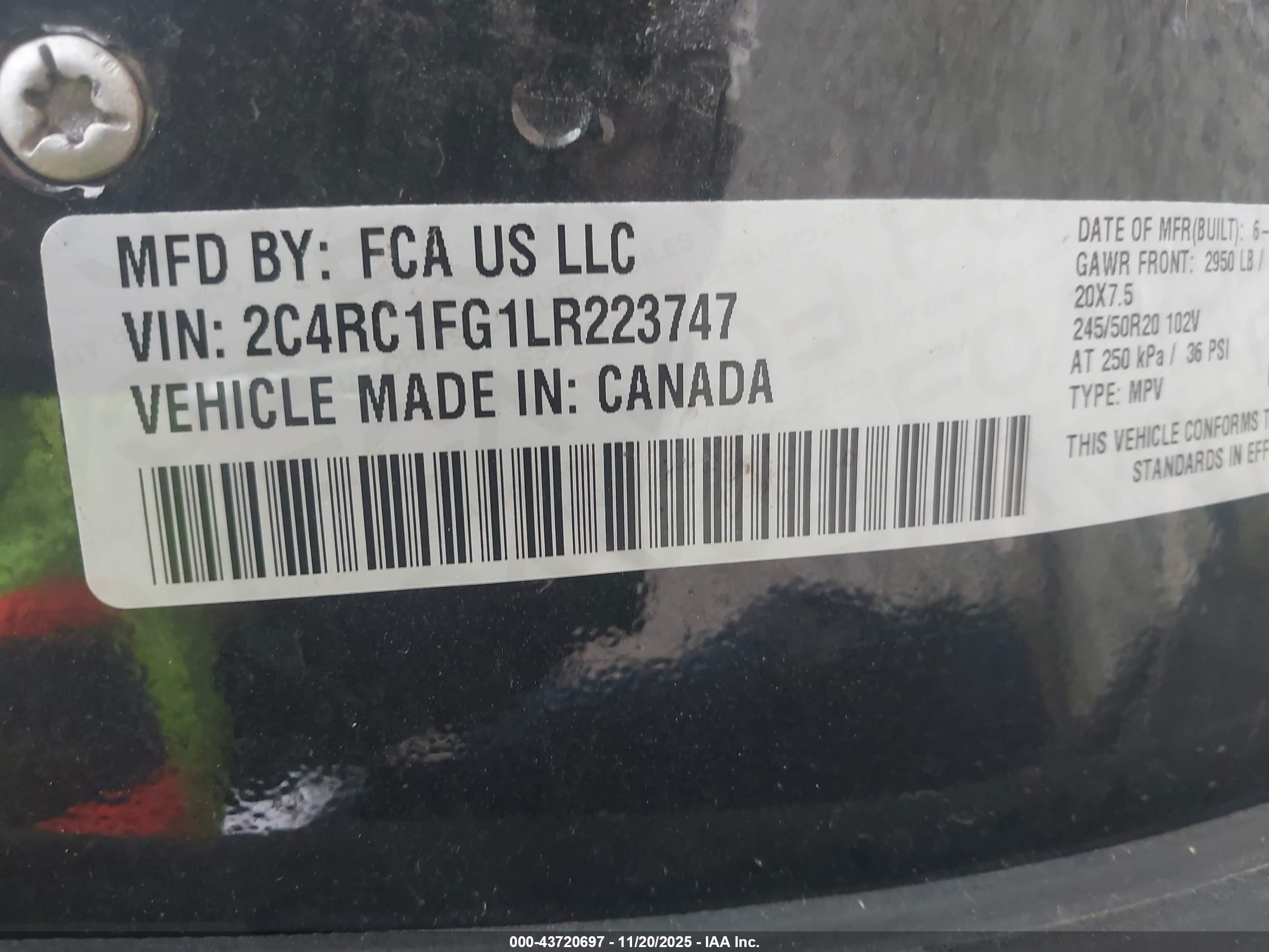 CHRYSLER PACIFICA image 9