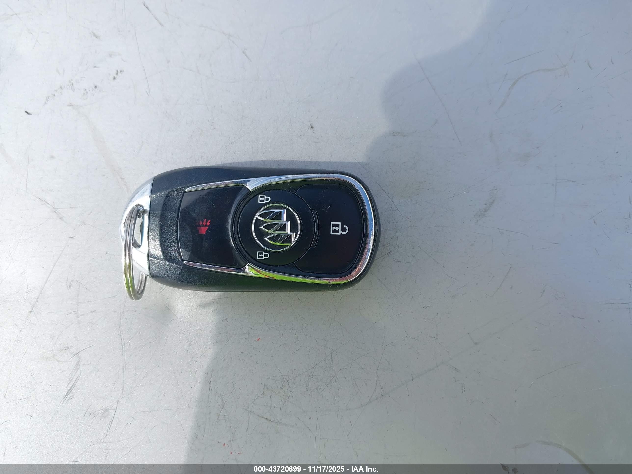 BUICK REGAL image 11