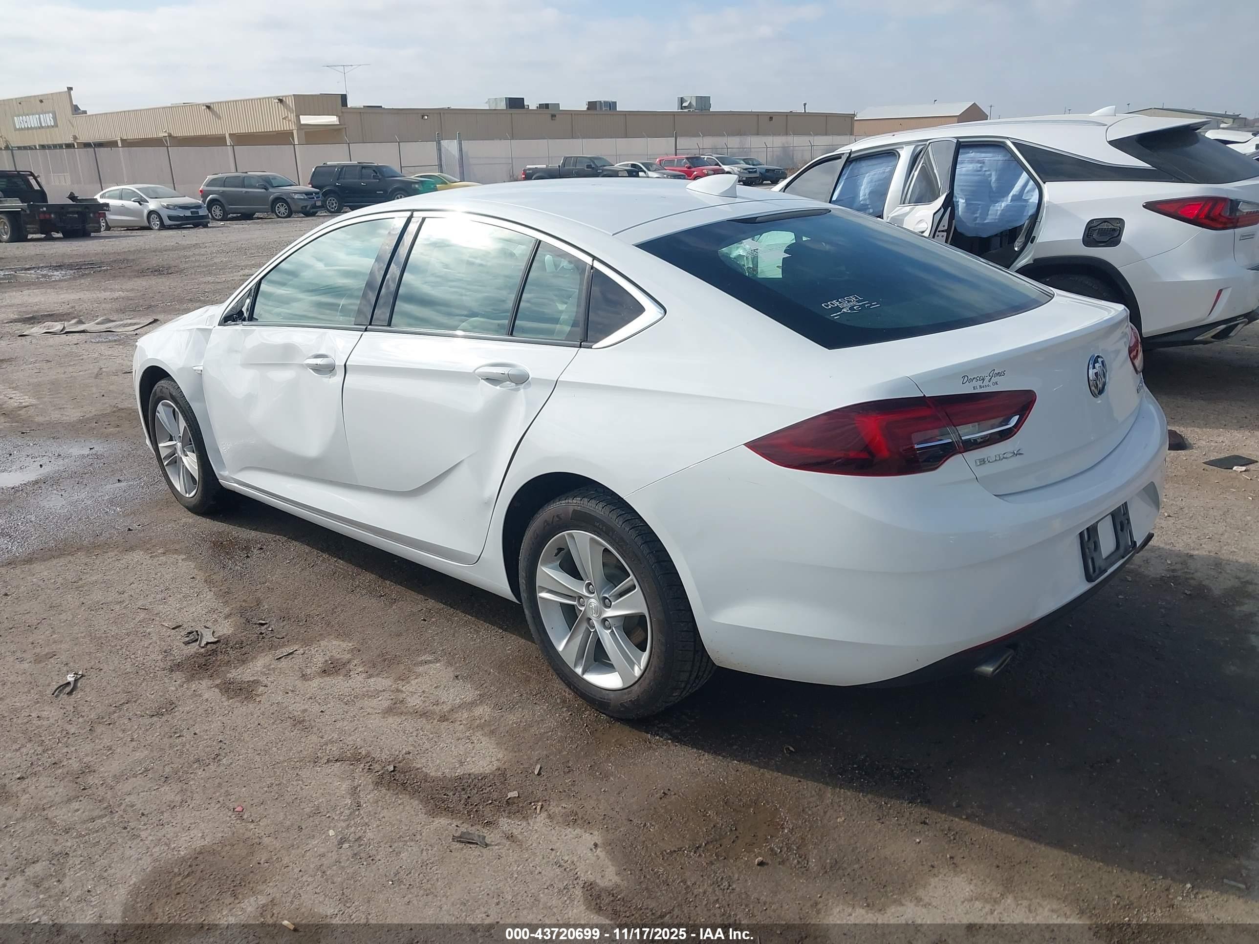 BUICK REGAL image 3