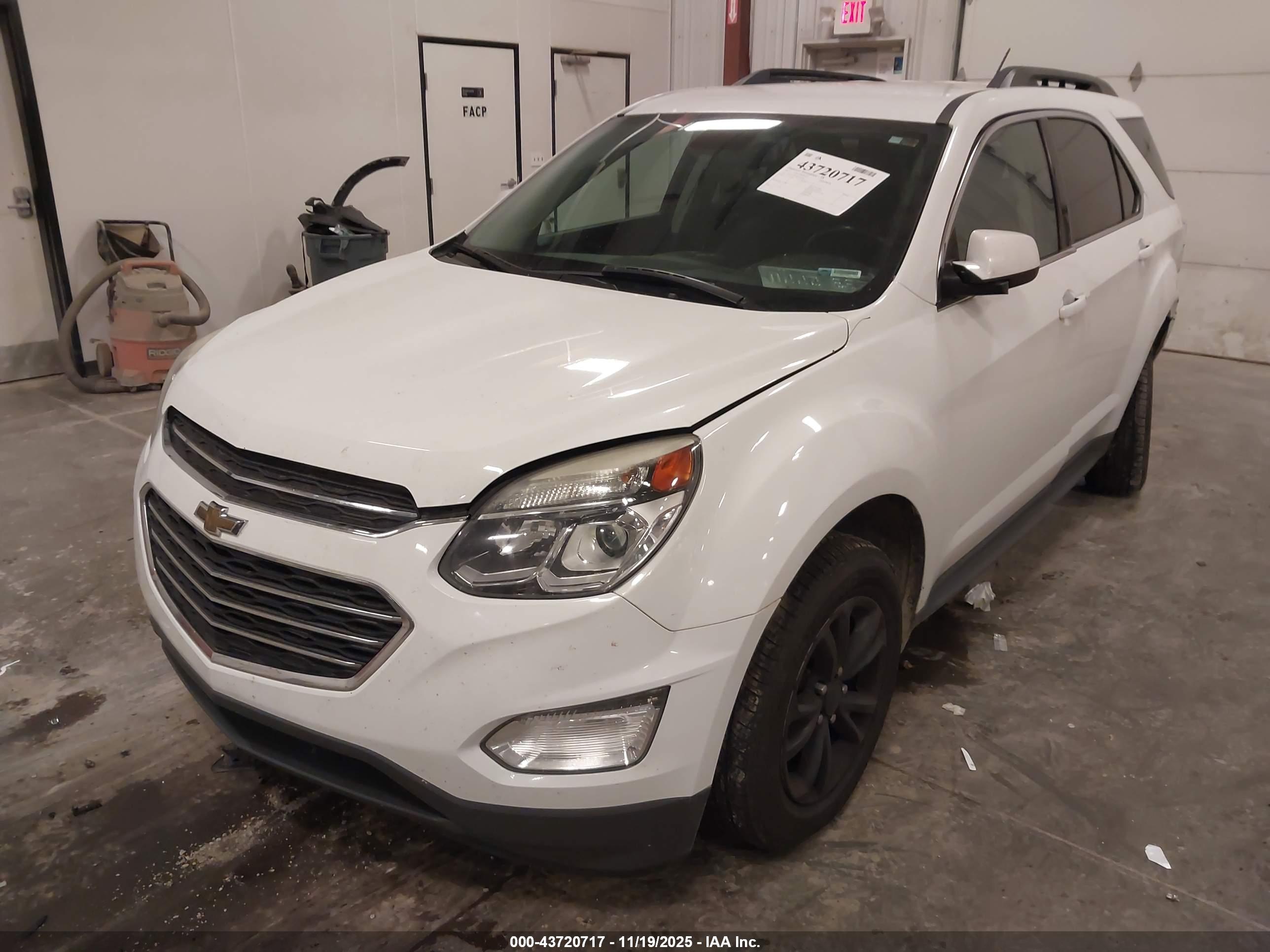 CHEVROLET EQUINOX image 2