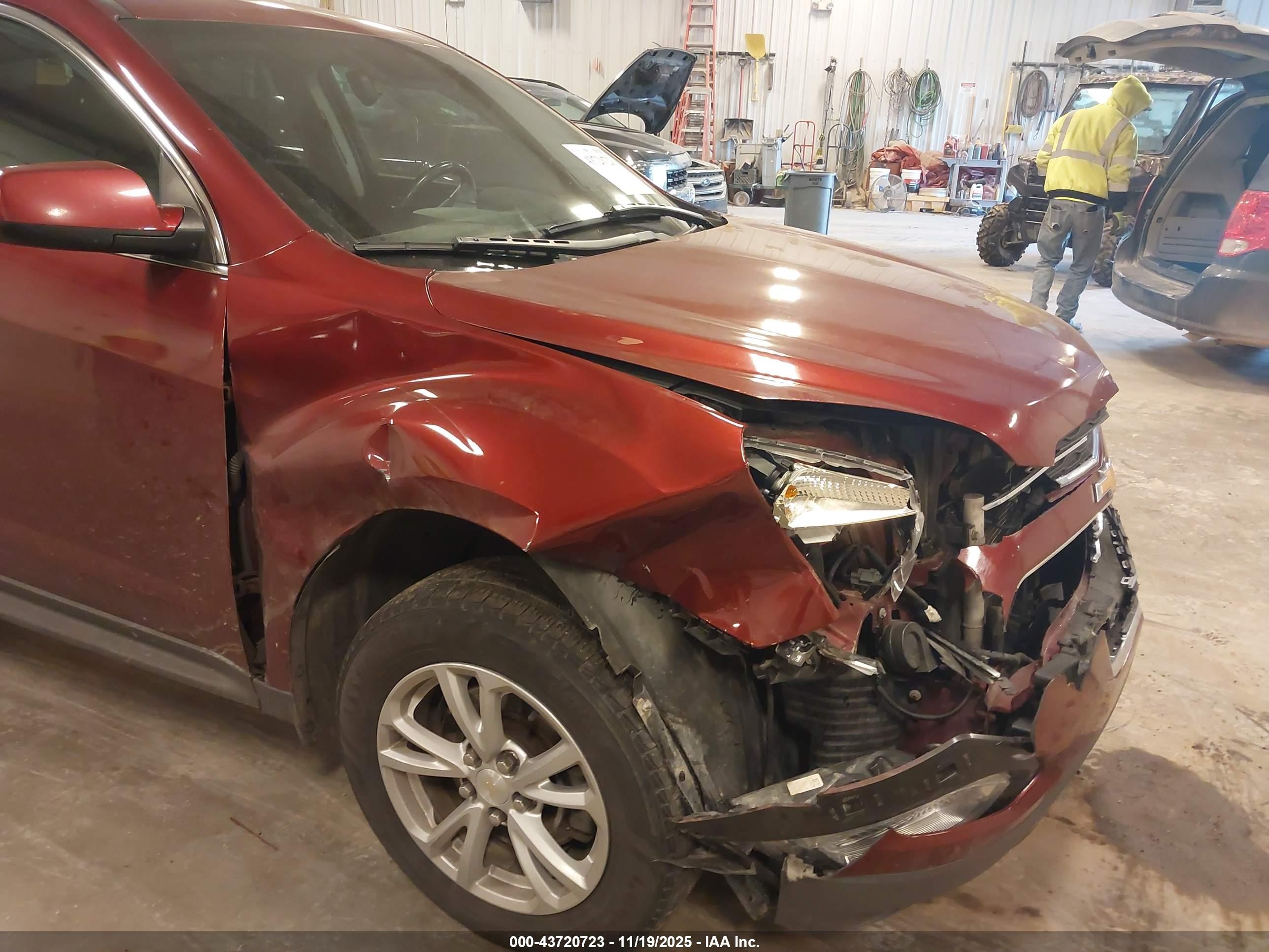 CHEVROLET EQUINOX image 6