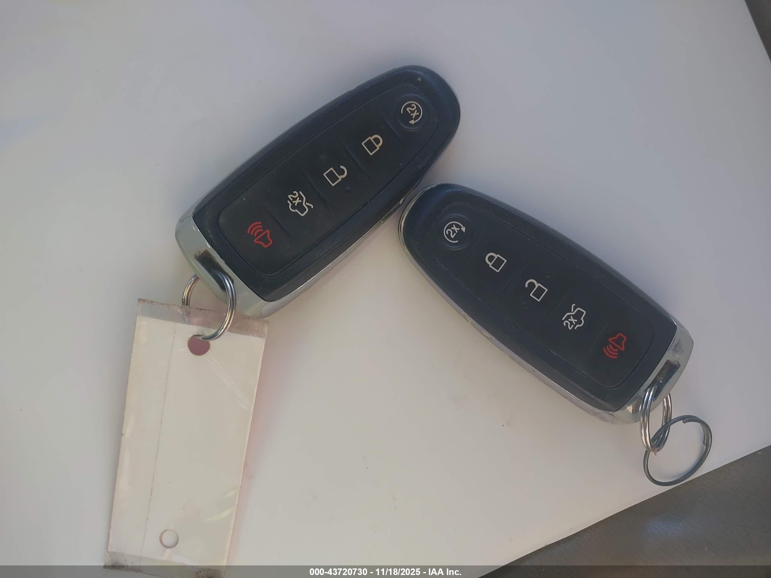 FORD ESCAPE image 11