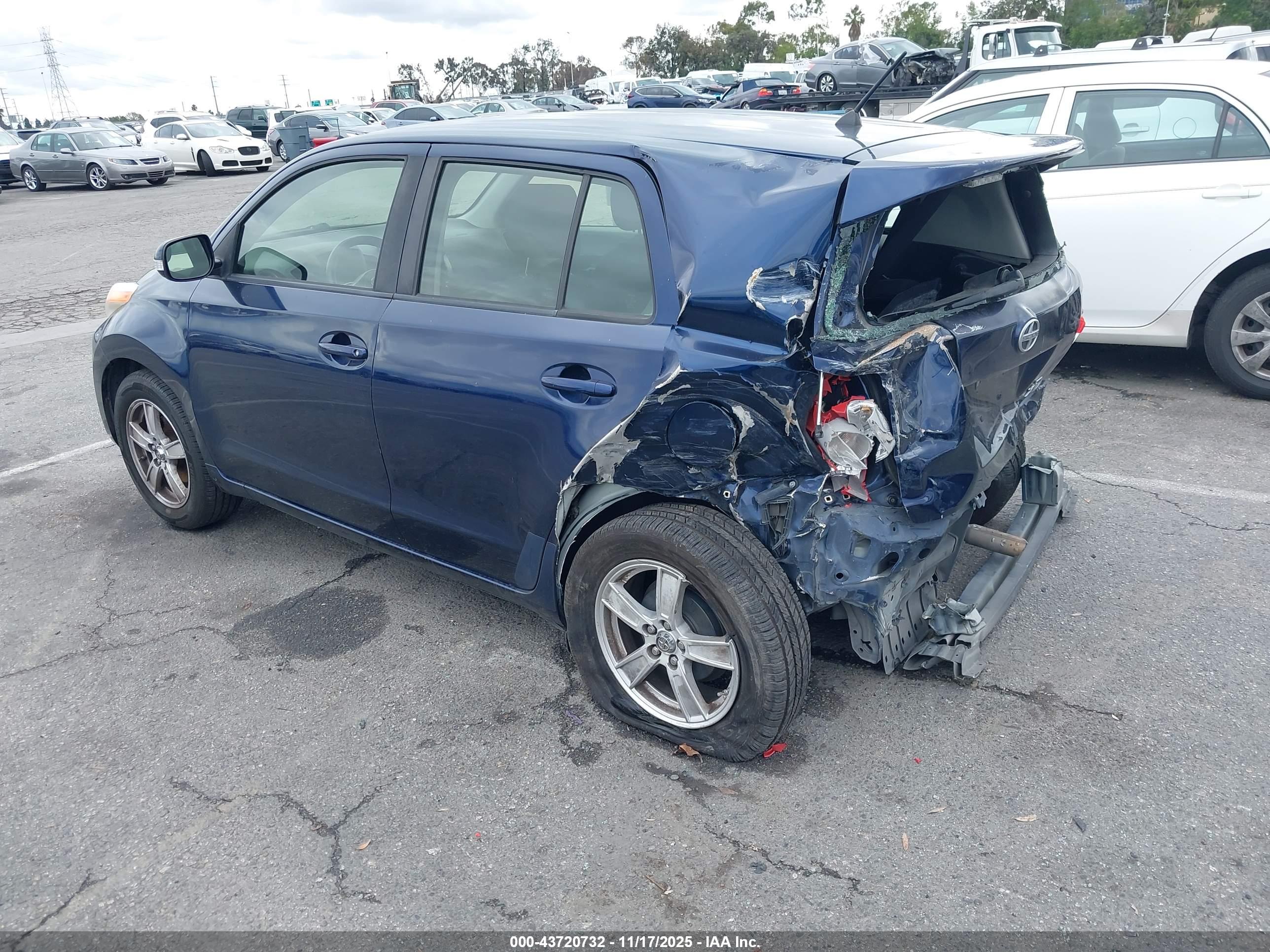SCION XD image 3
