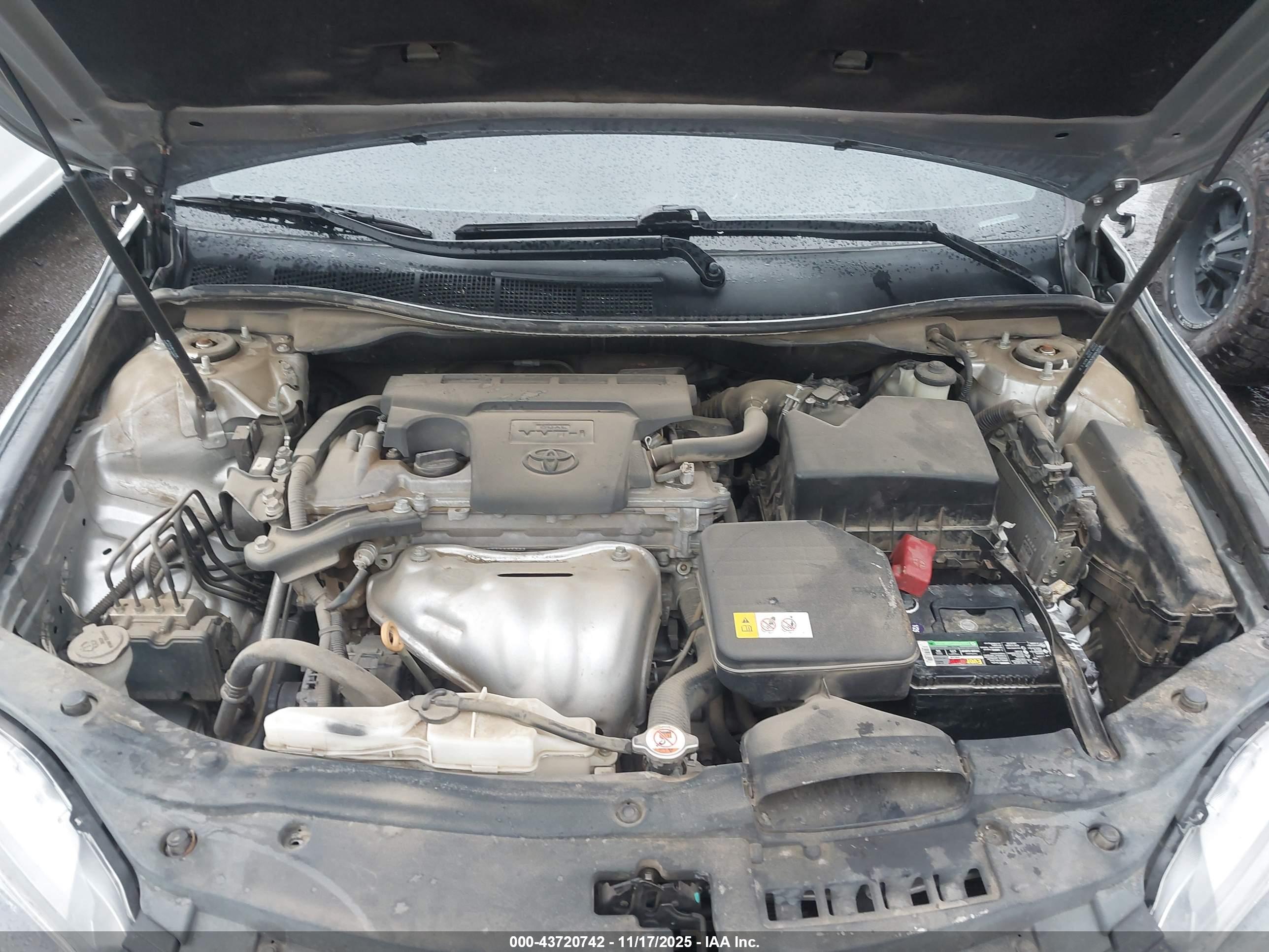 TOYOTA CAMRY image 10