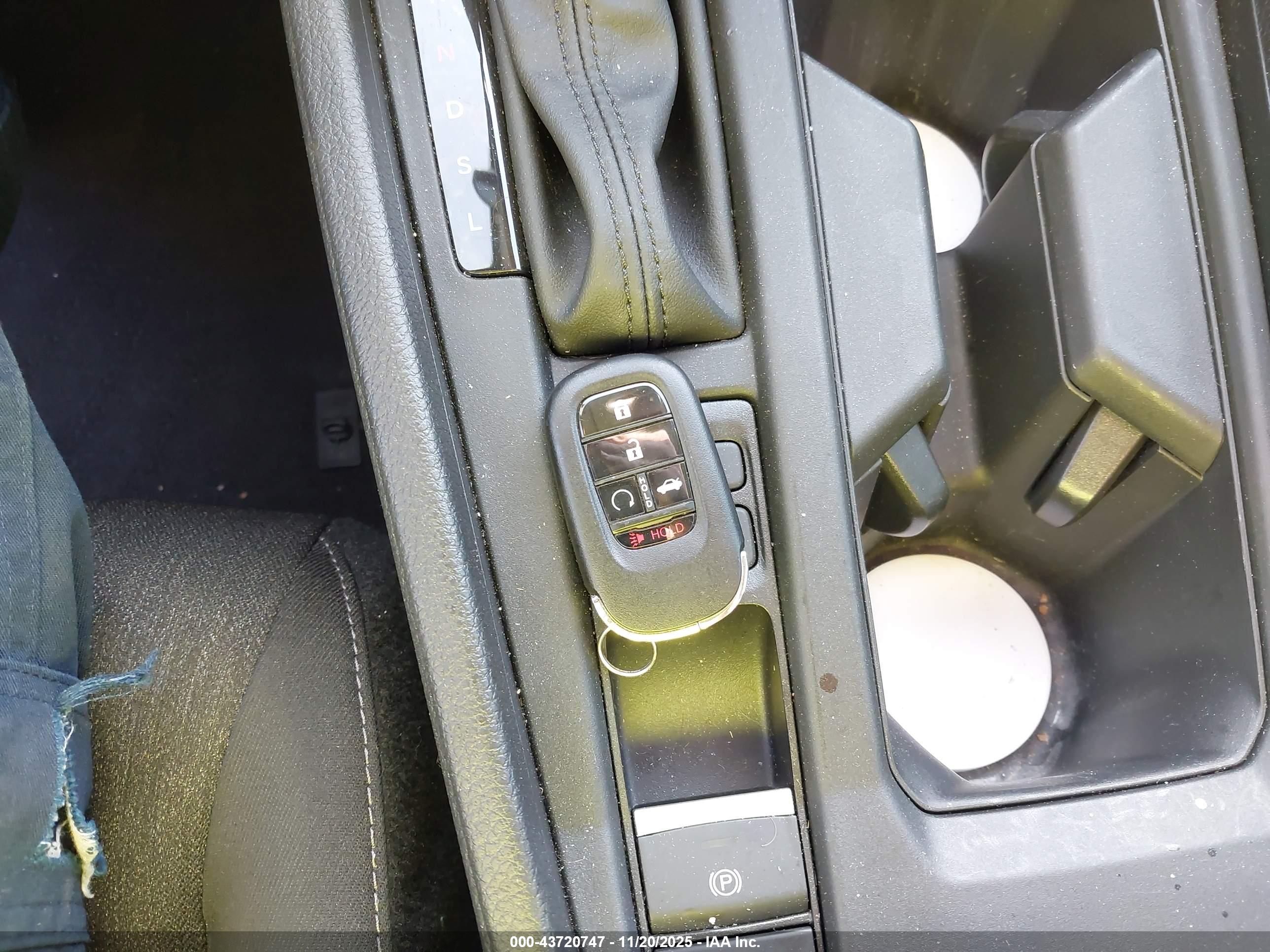 HONDA ACCORD image 11