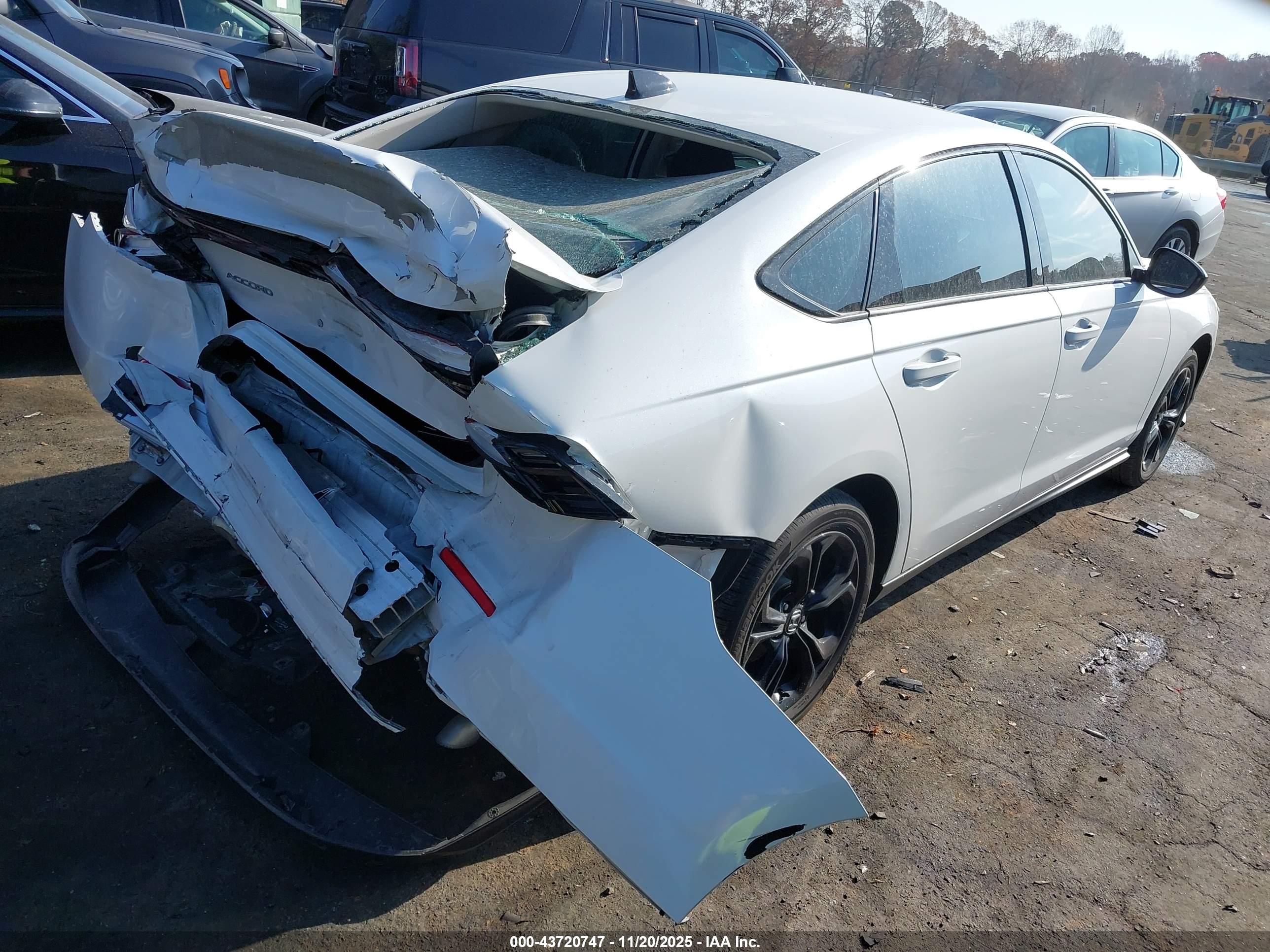 HONDA ACCORD image 4