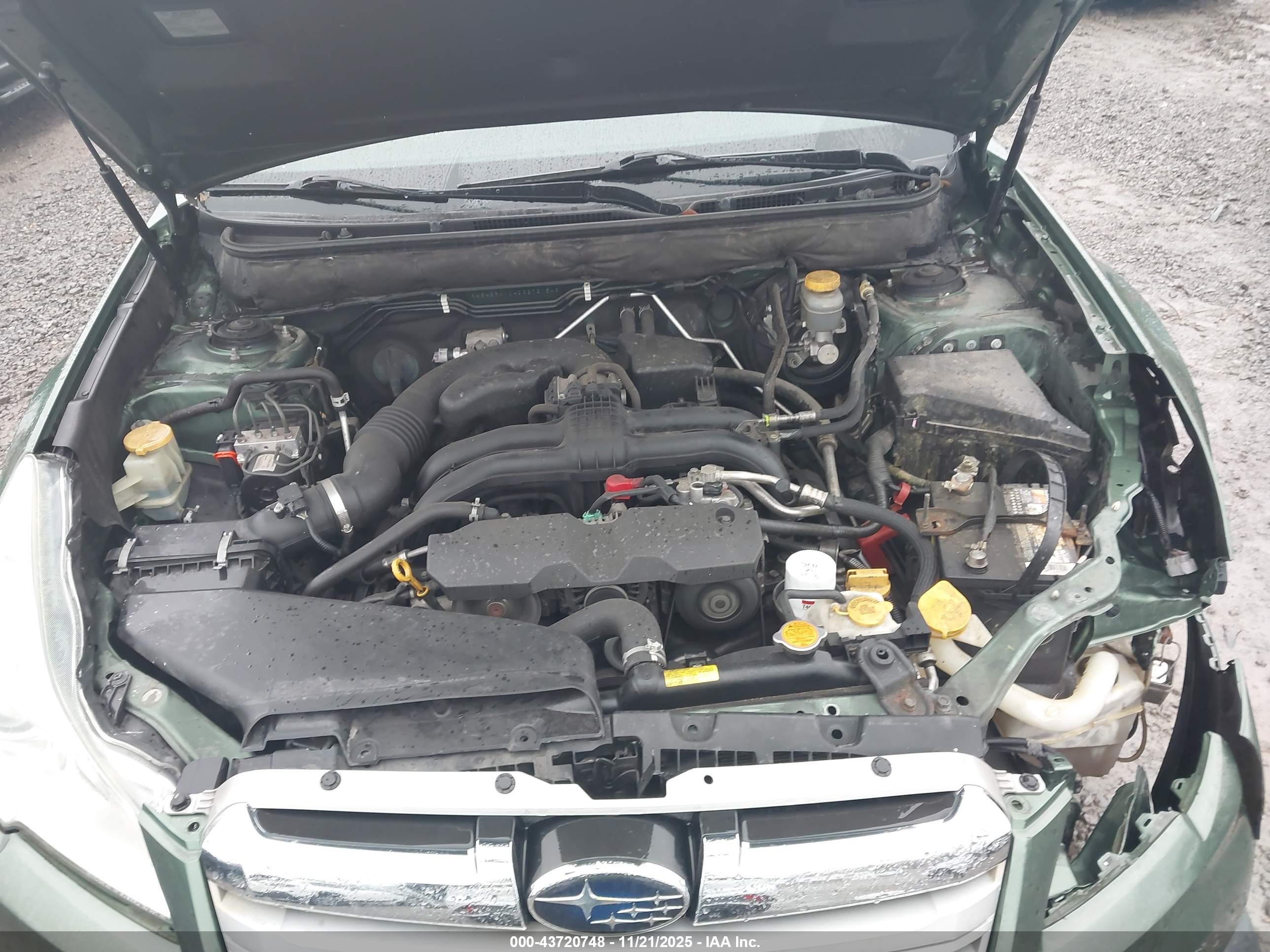 SUBARU OUTBACK image 10