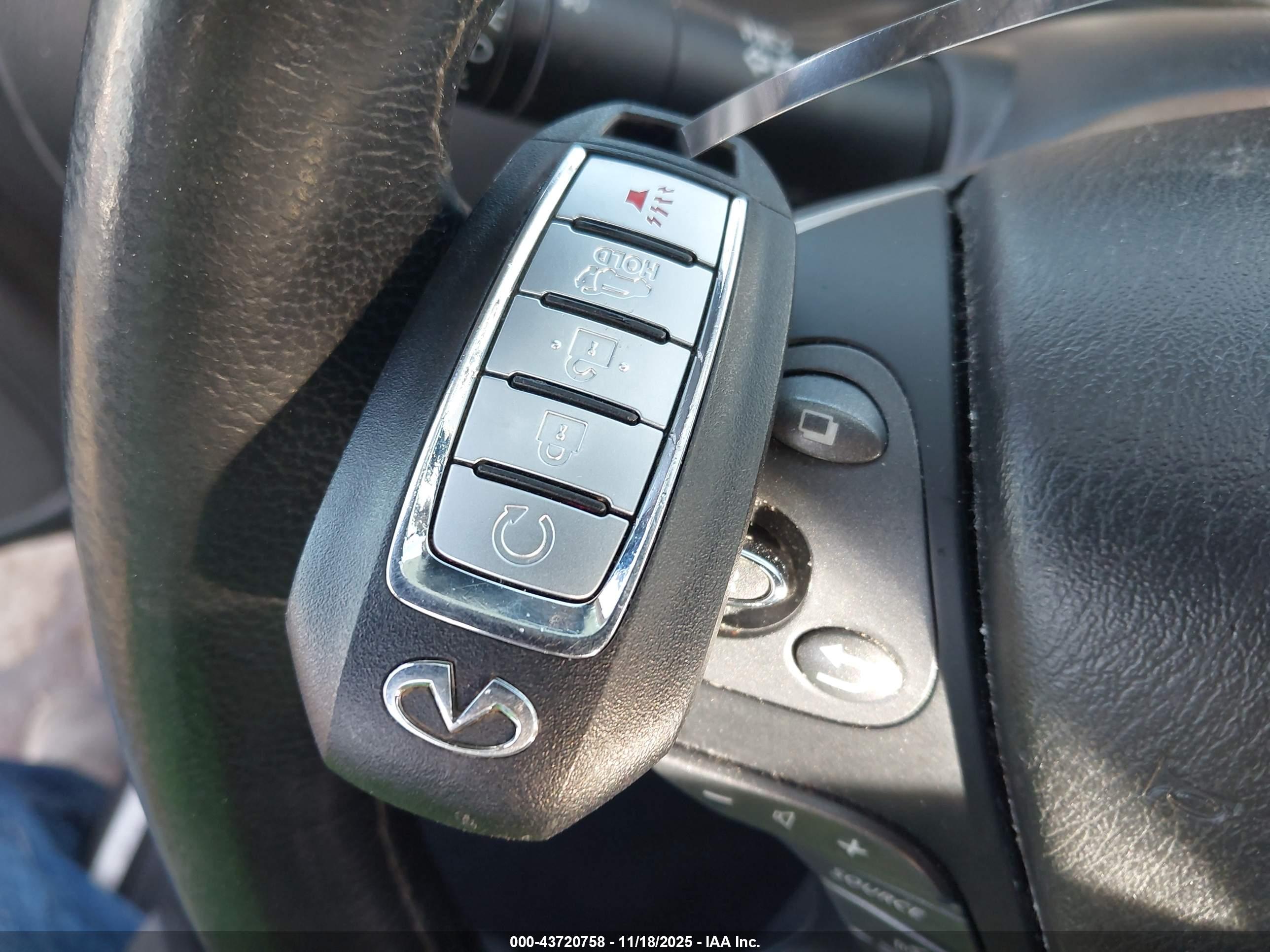 INFINITI QX60 image 11