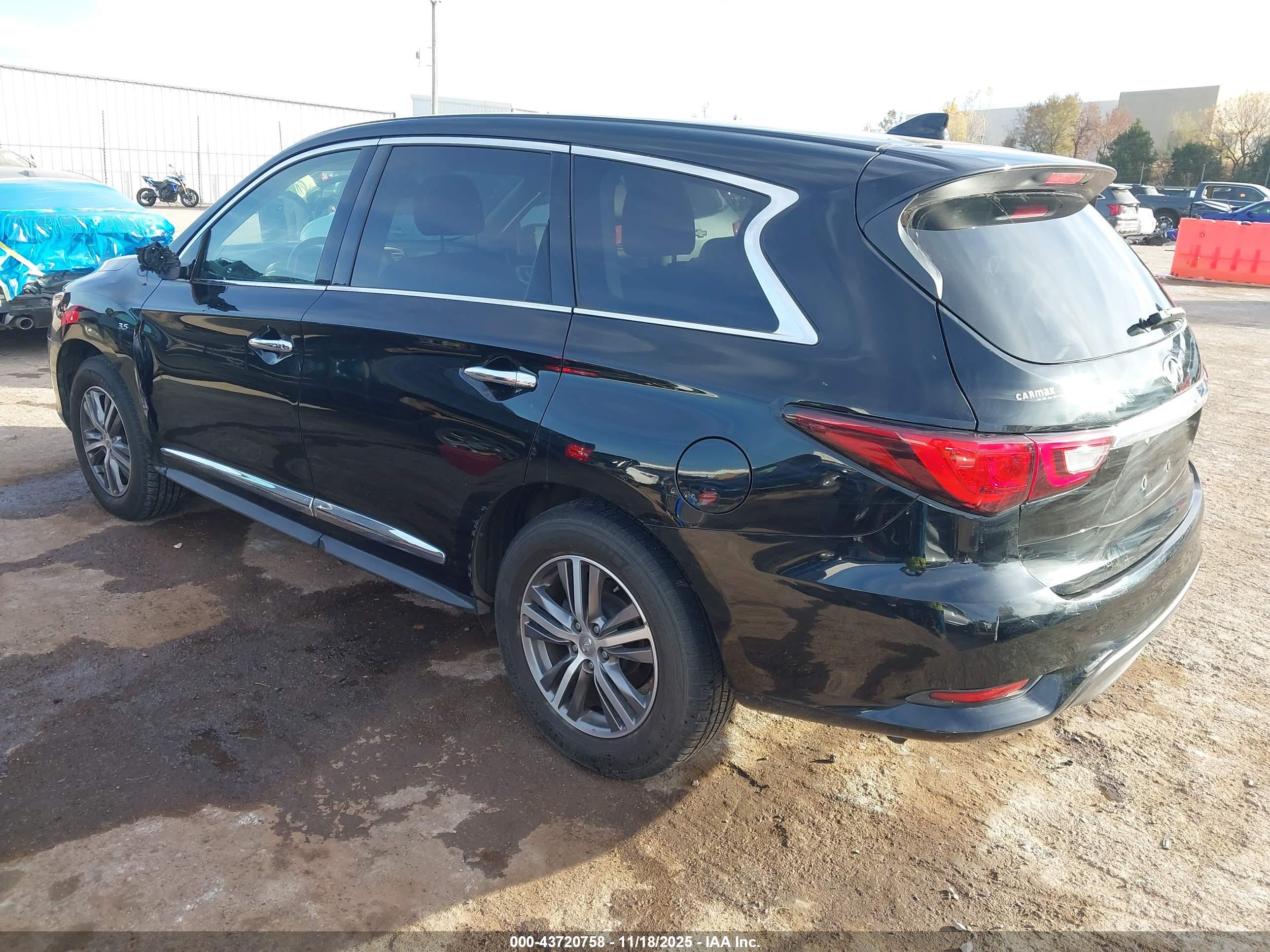 INFINITI QX60 image 3
