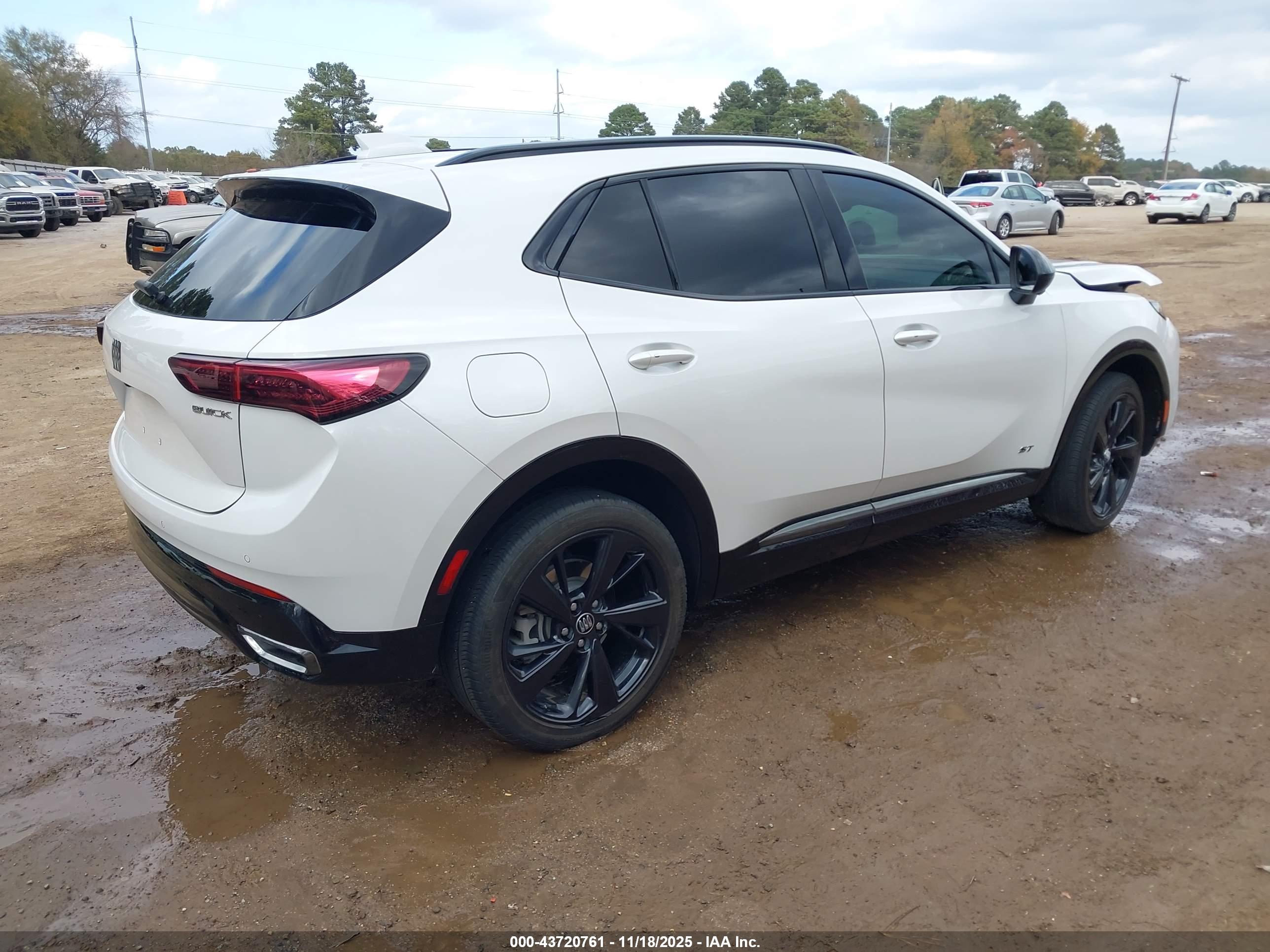 BUICK ENVISION image 4