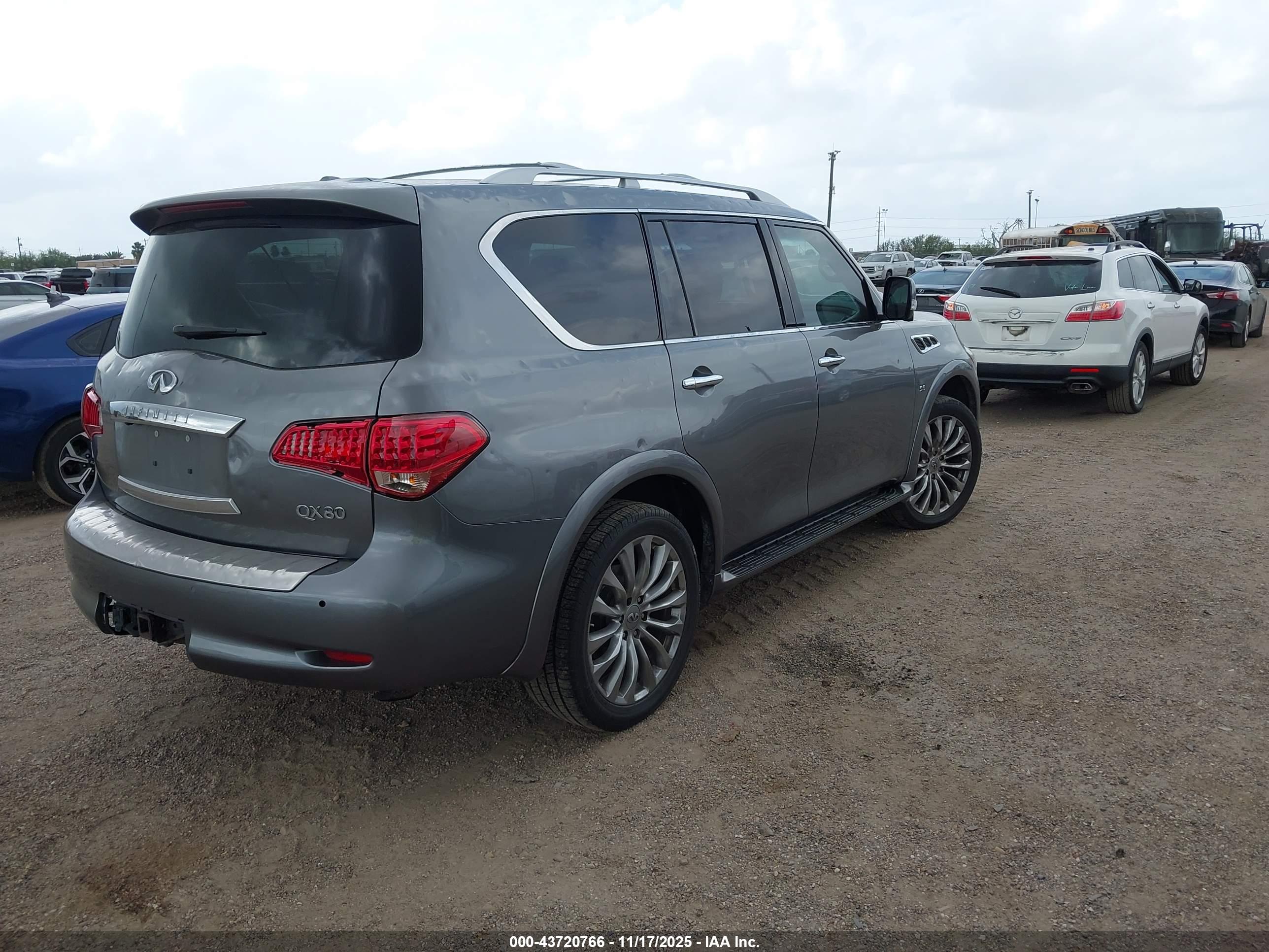 INFINITI QX80 image 4