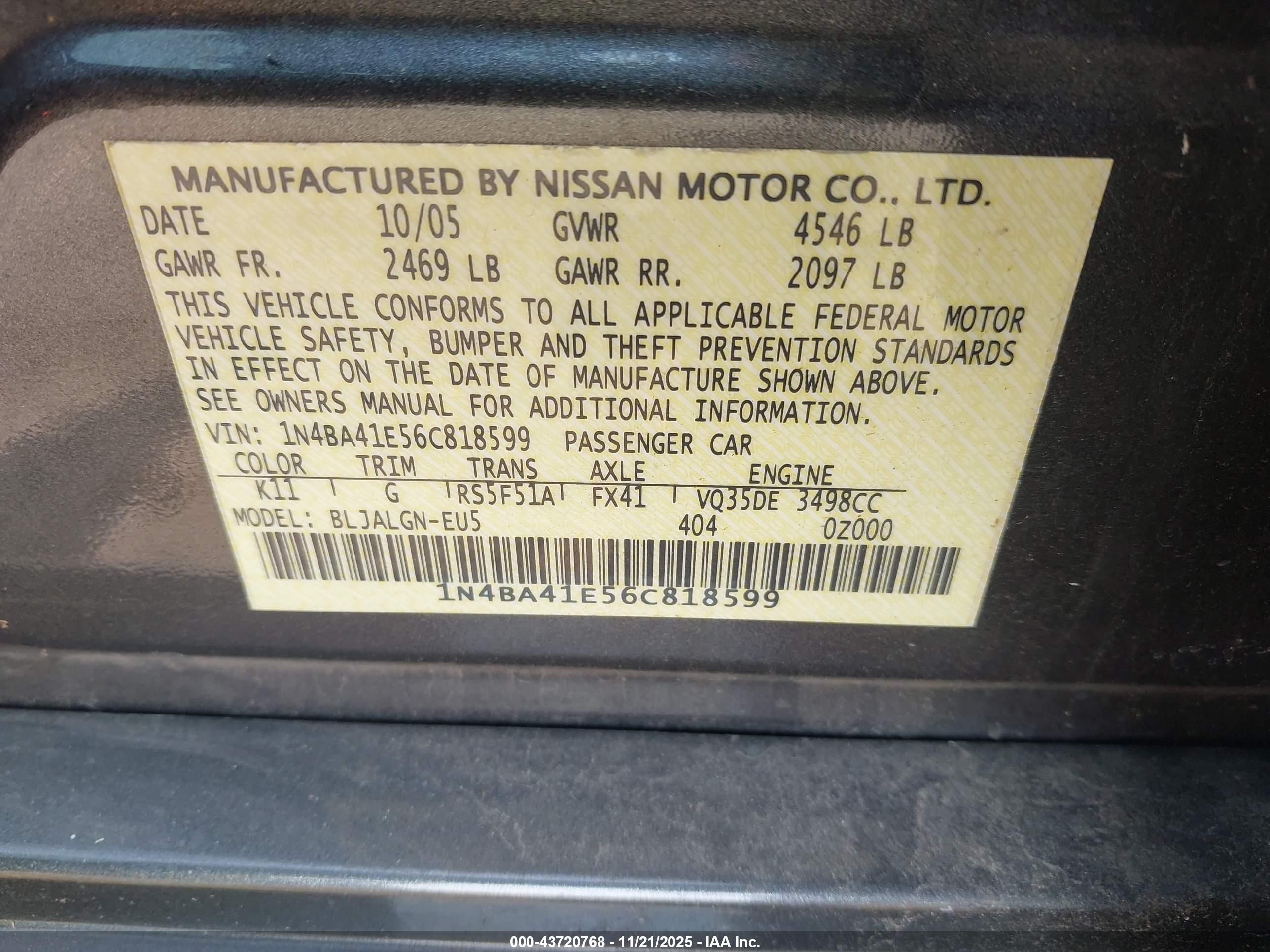 NISSAN MAXIMA image 9
