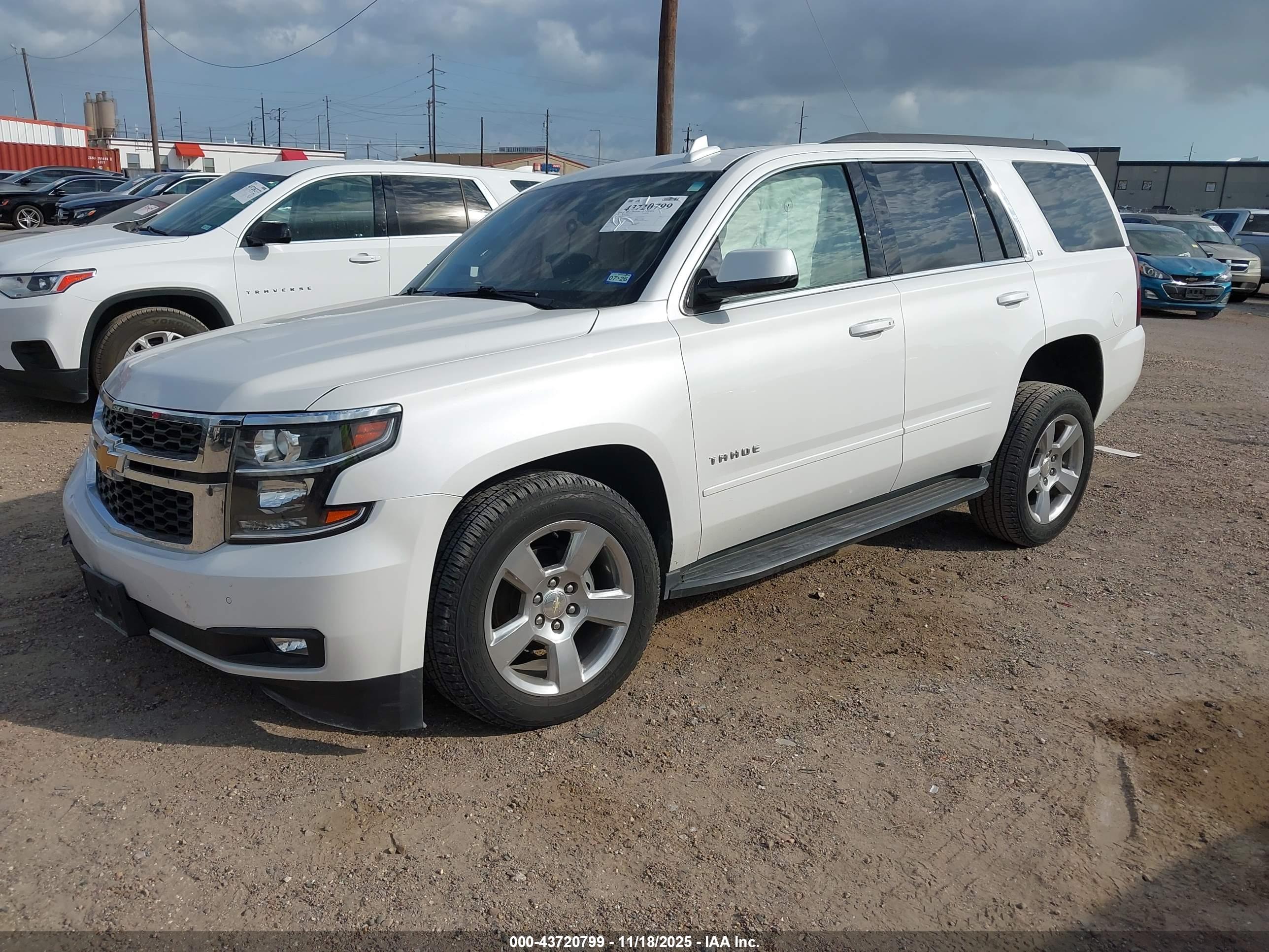 CHEVROLET TAHOE image 2