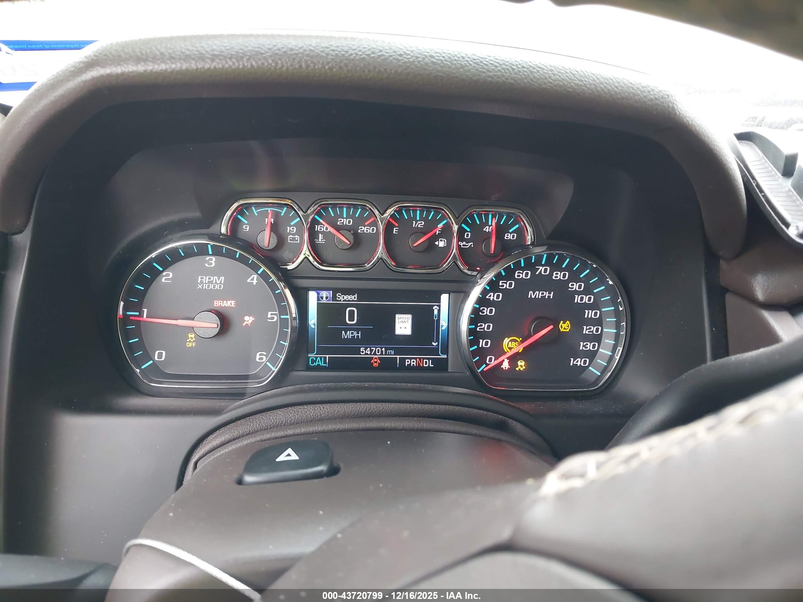 CHEVROLET TAHOE image 7