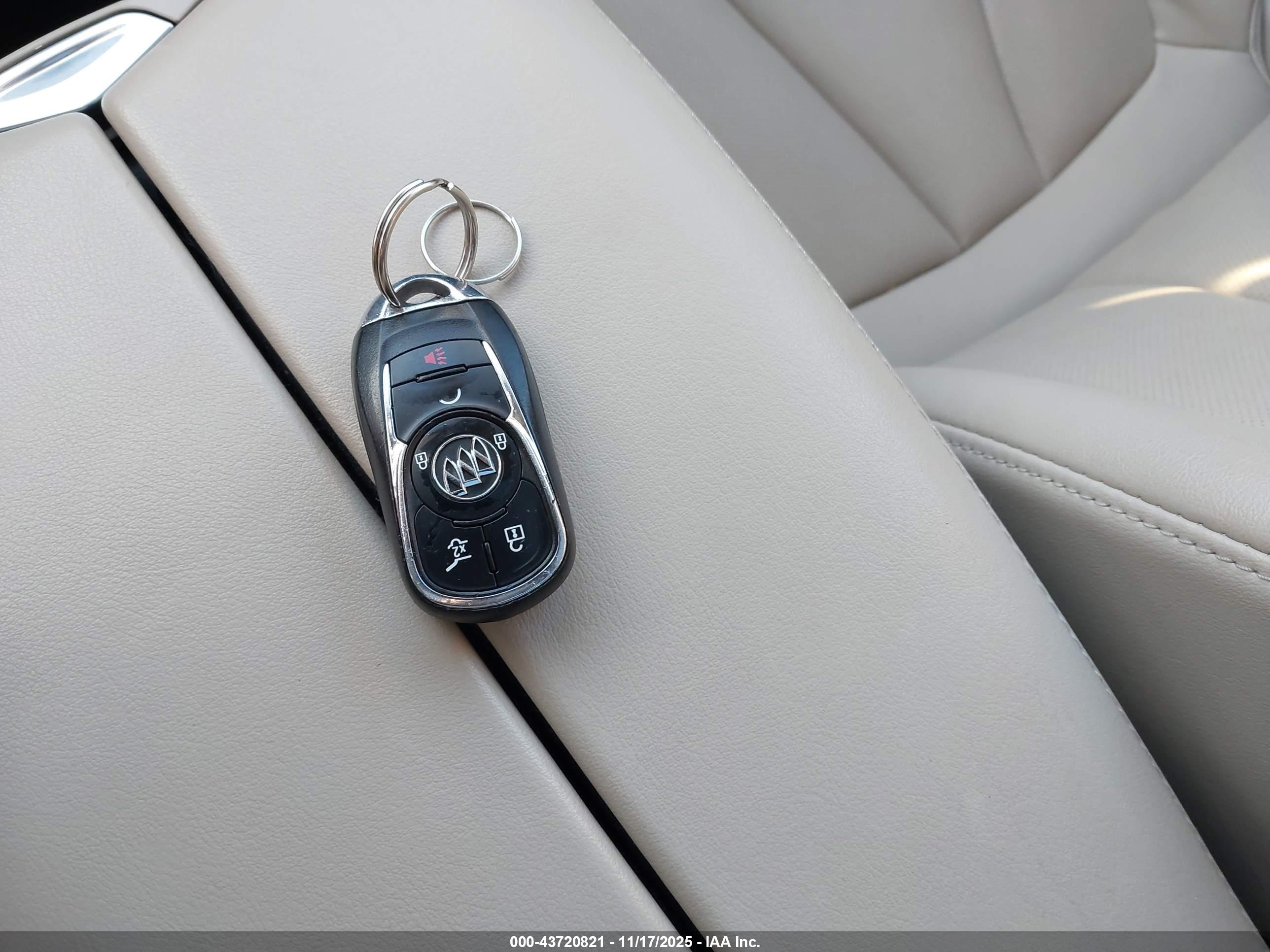 BUICK ENVISION image 11