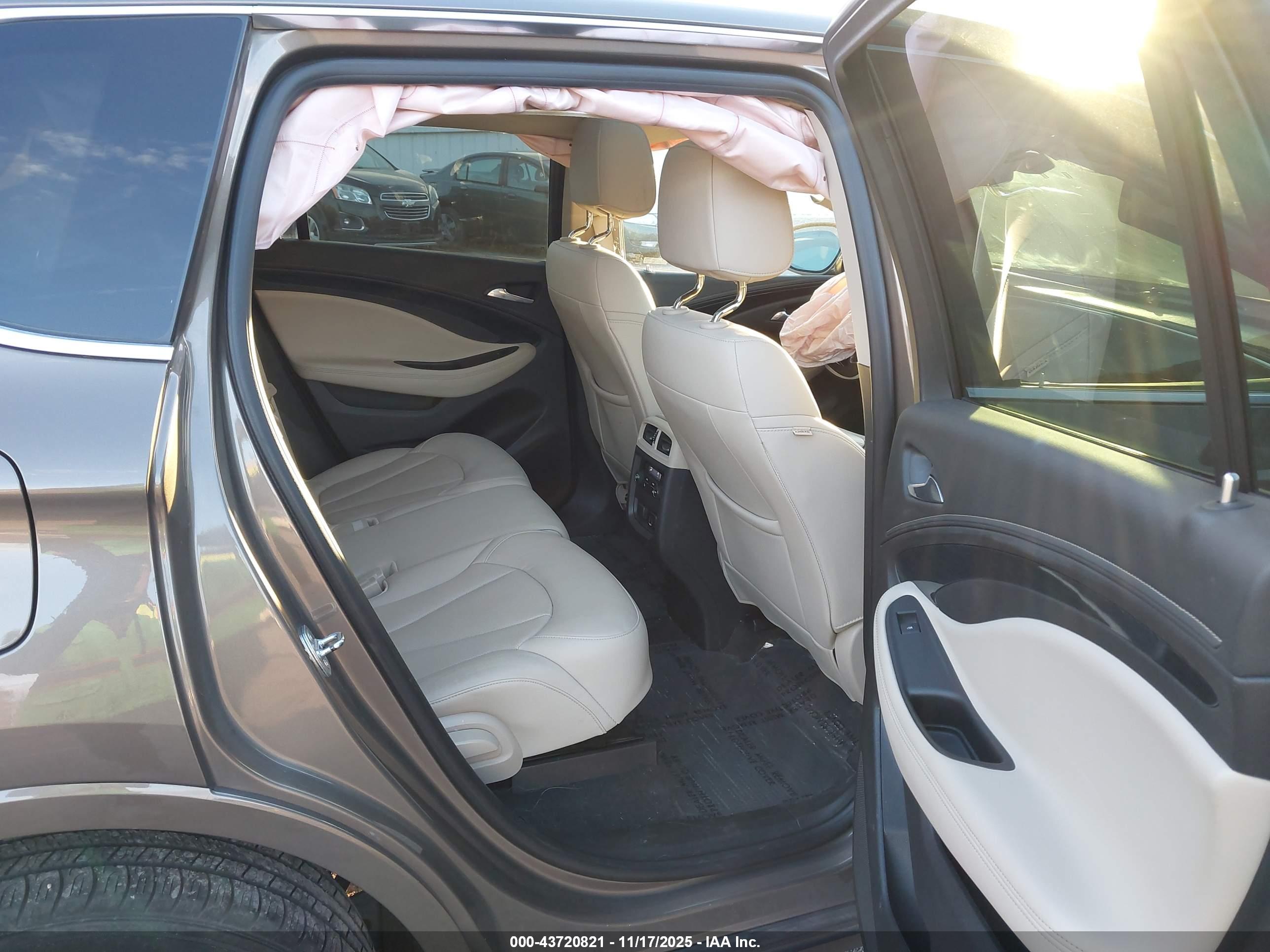 BUICK ENVISION image 8