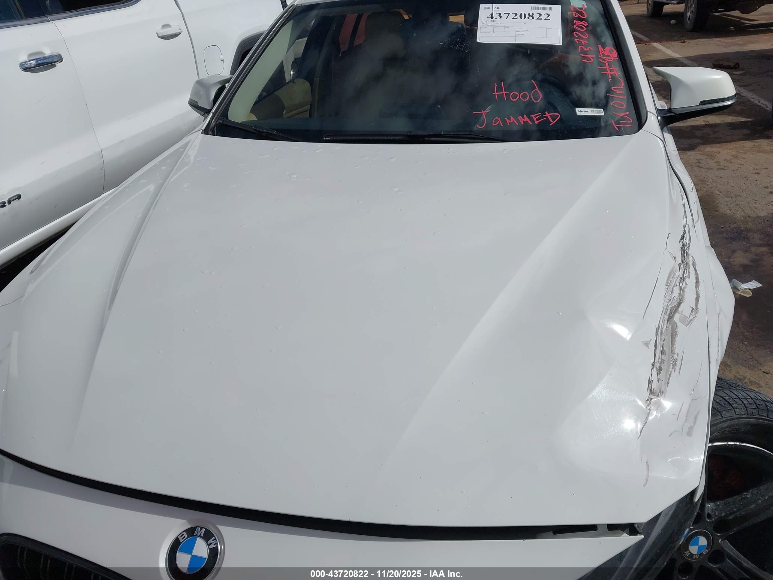 BMW 328I image 10
