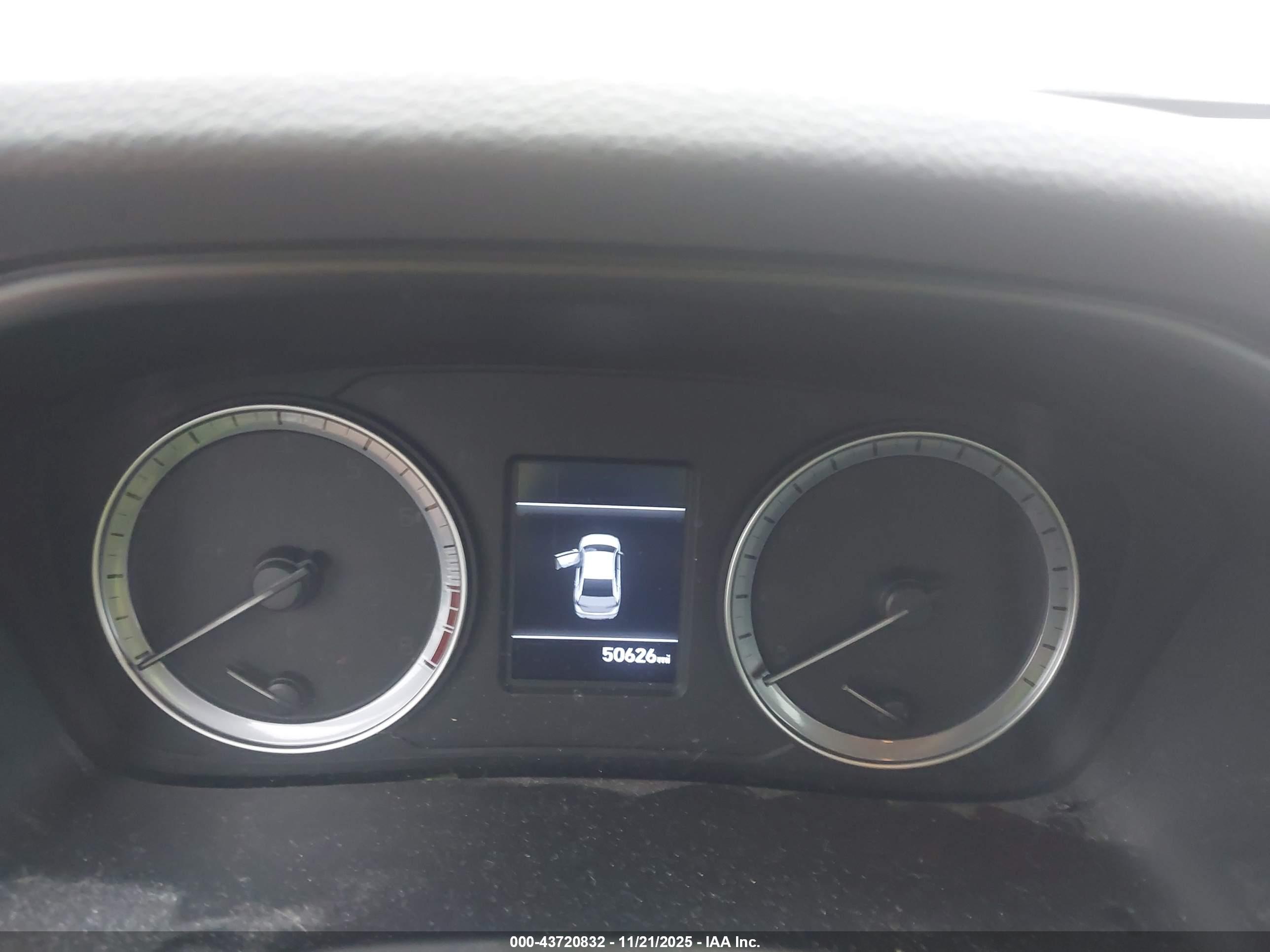 HYUNDAI SONATA image 7