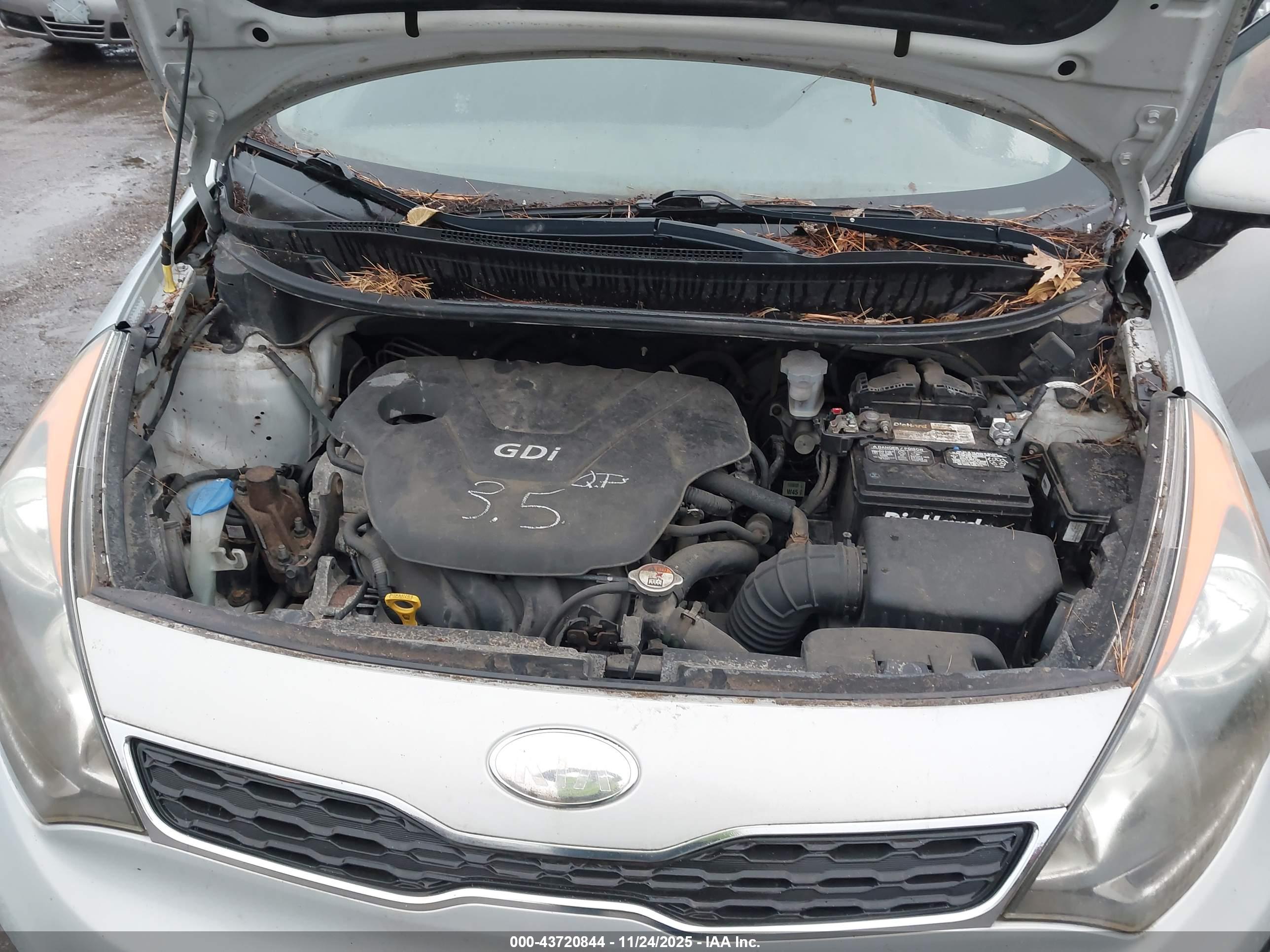 KIA RIO image 10