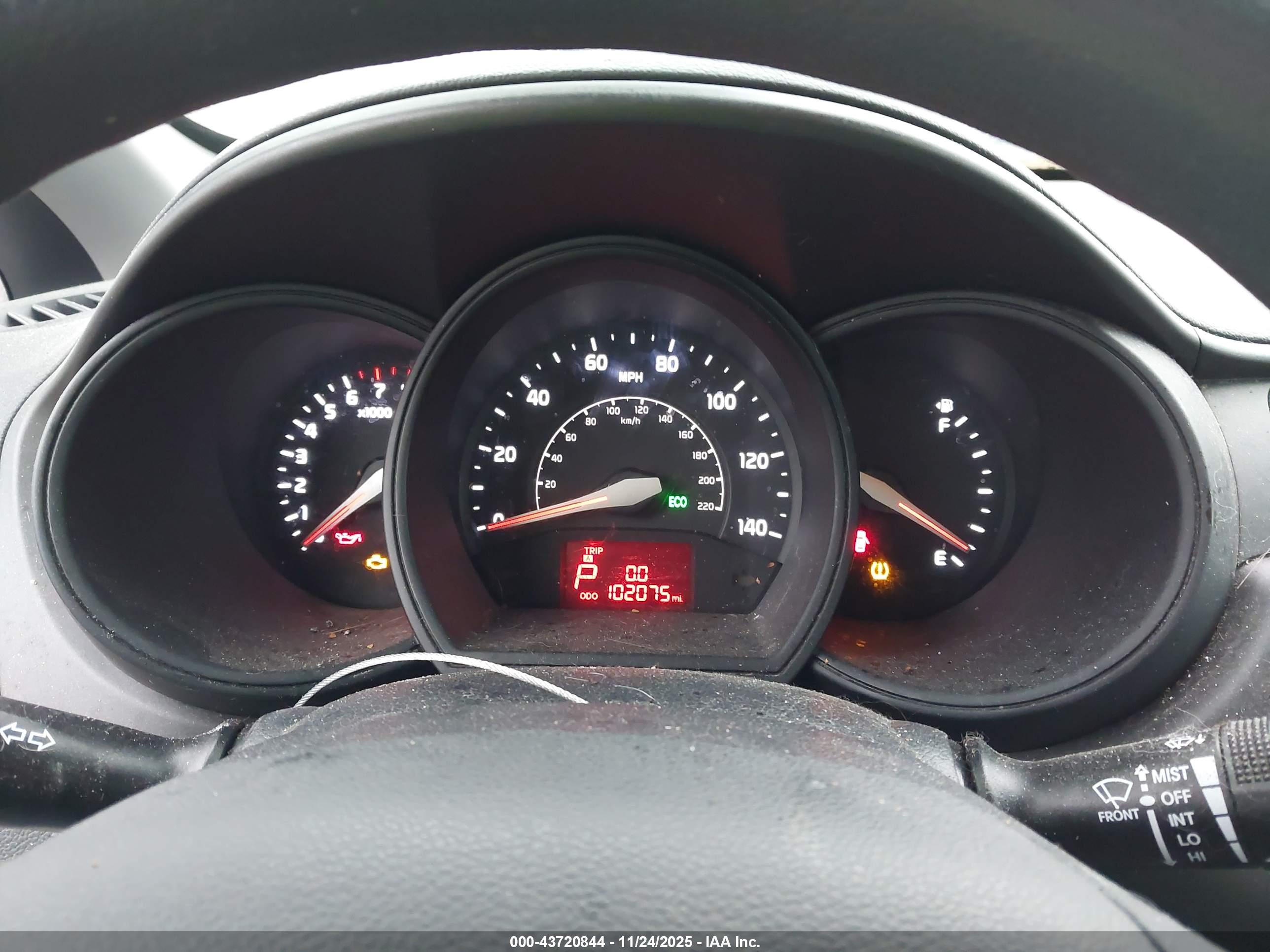 KIA RIO image 7