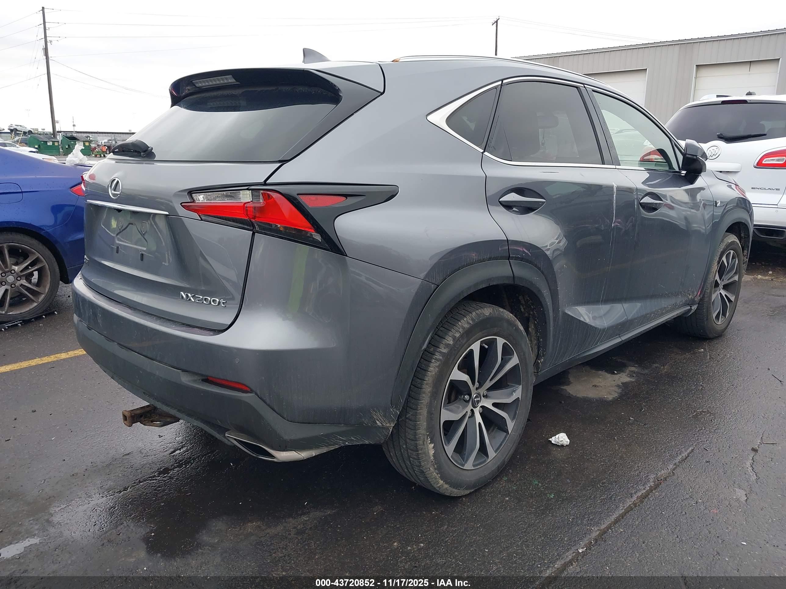 LEXUS NX image 4