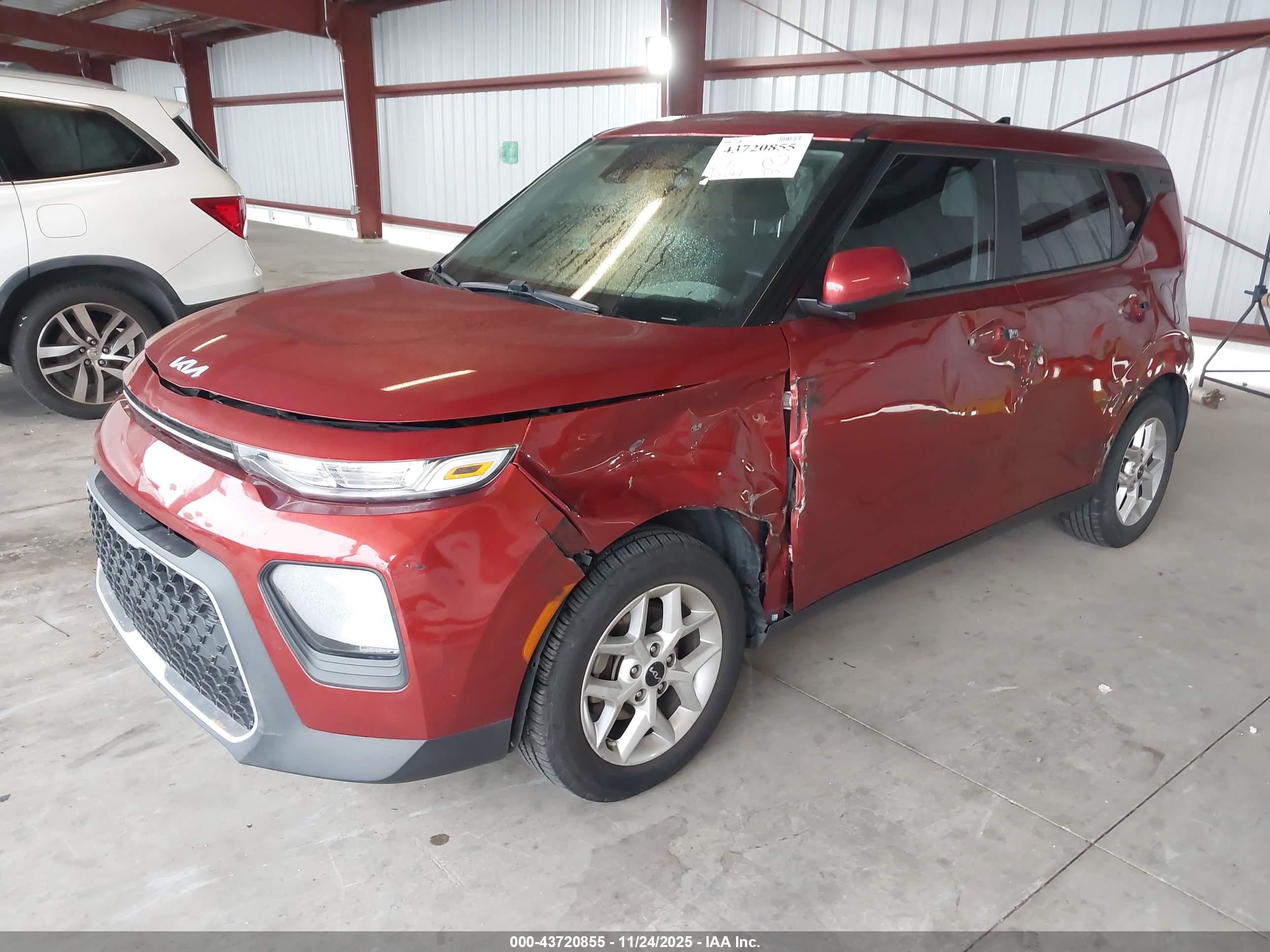 KIA SOUL image 2