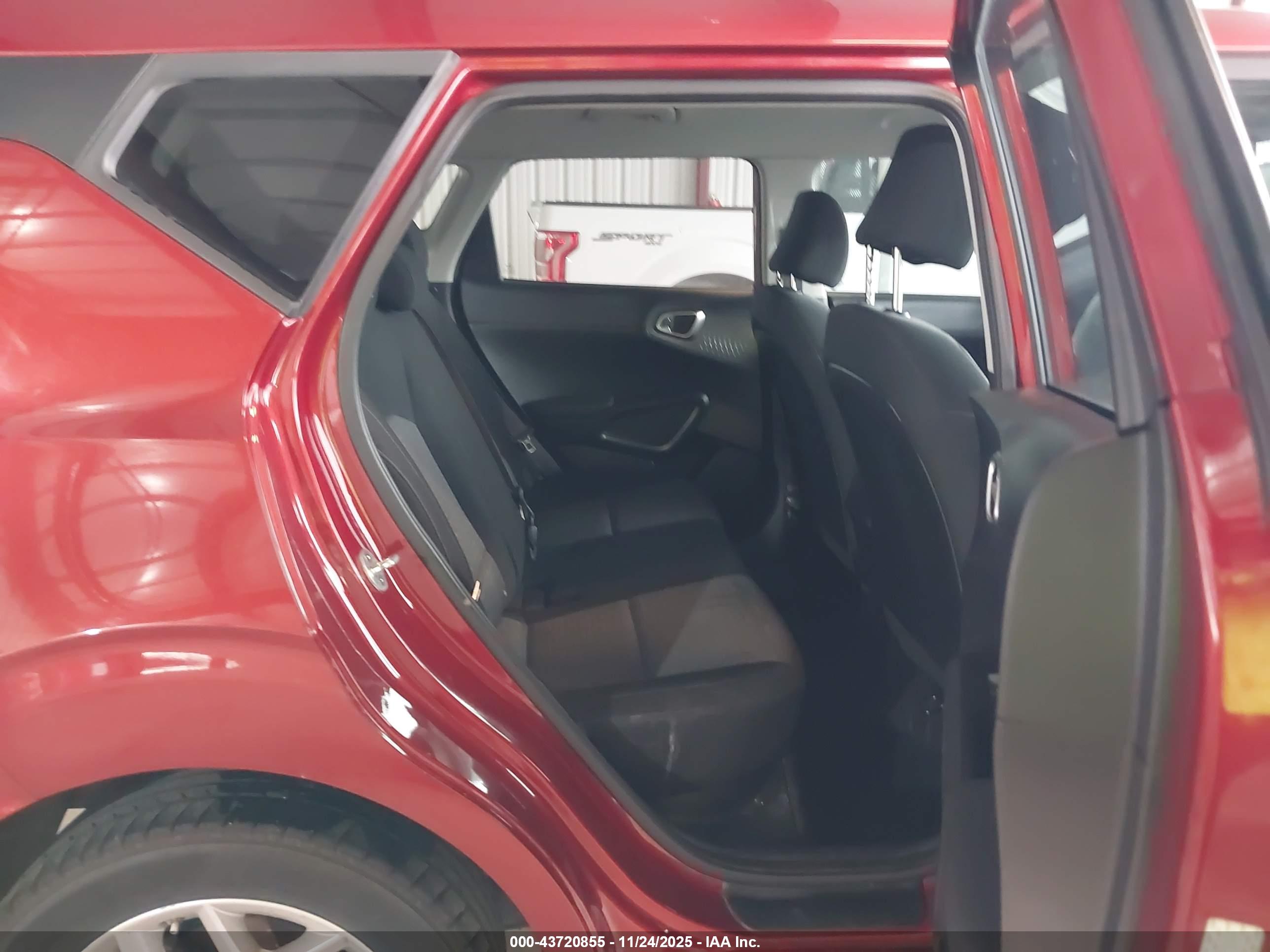 KIA SOUL image 8