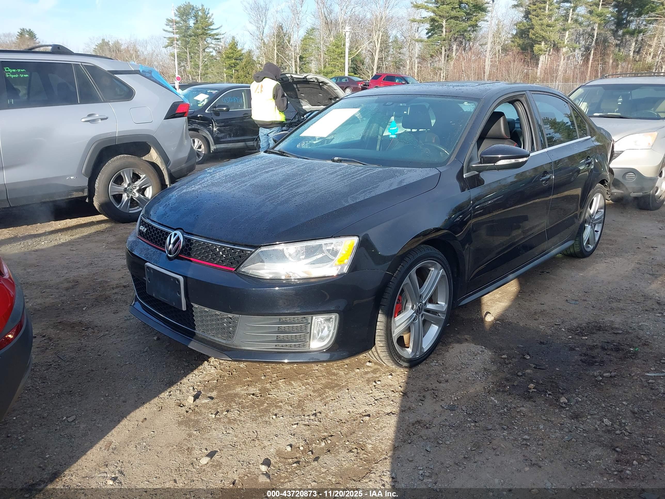 VOLKSWAGEN JETTA image 2