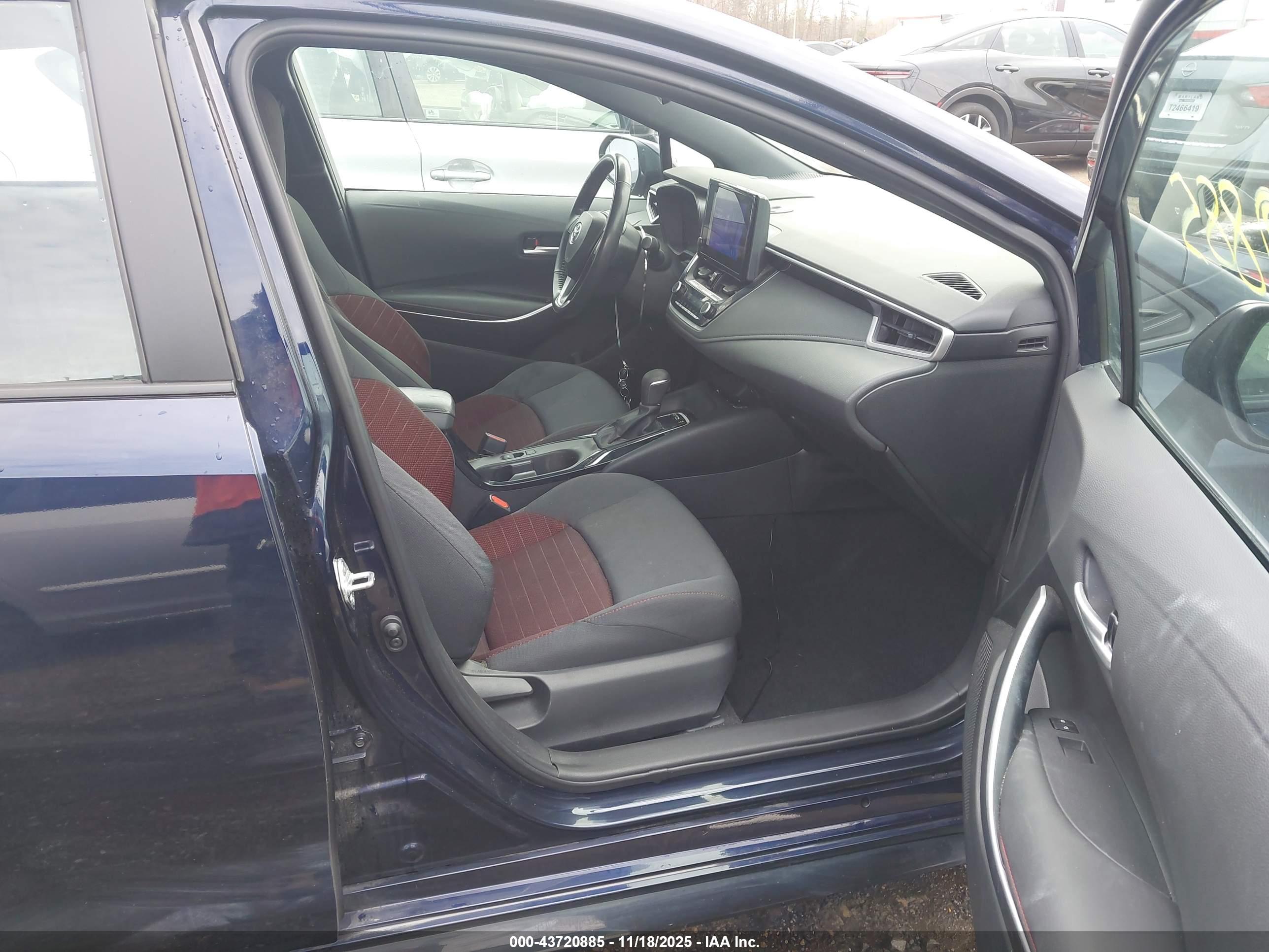 TOYOTA COROLLA image 5