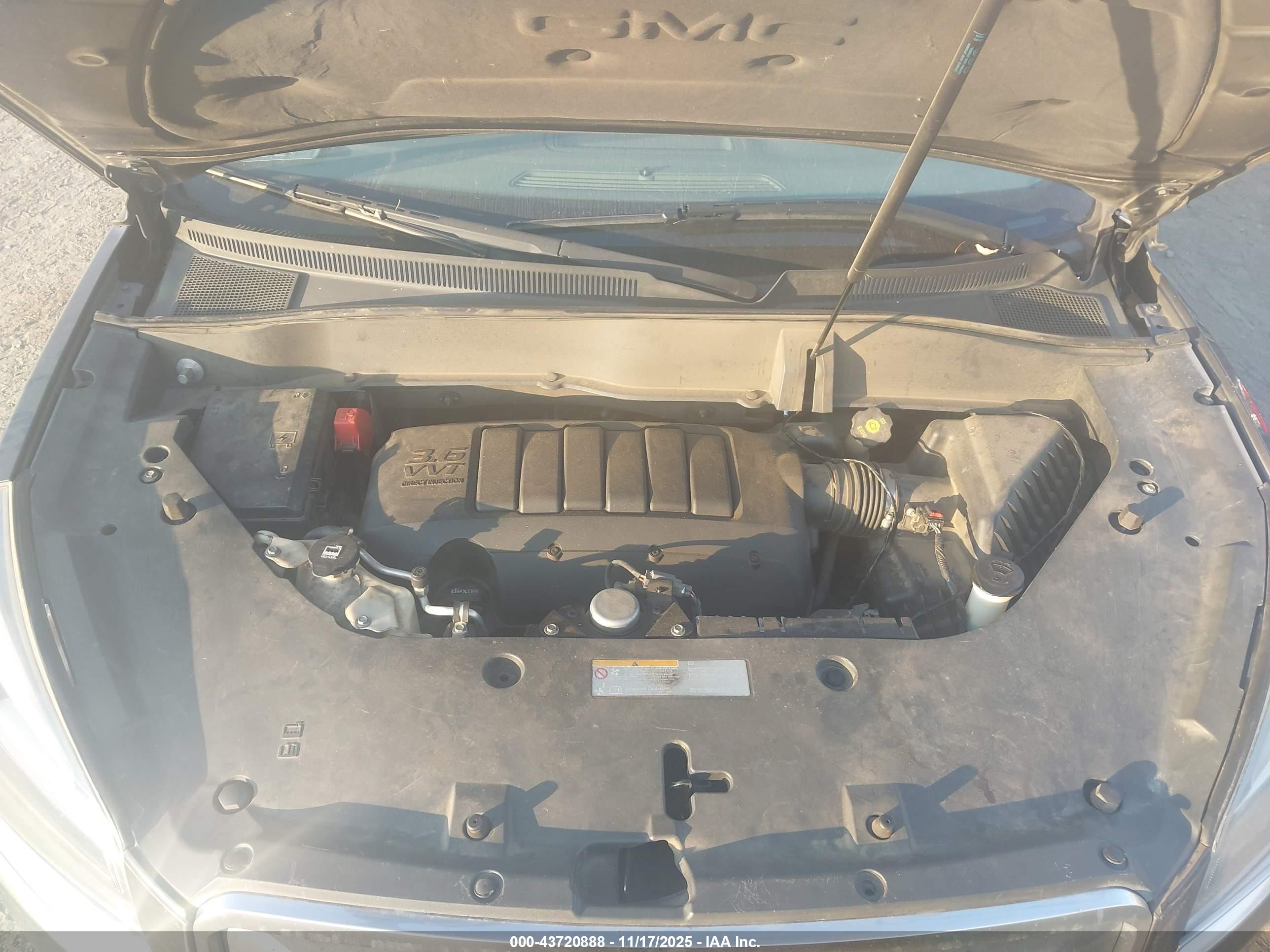 GMC ACADIA image 10