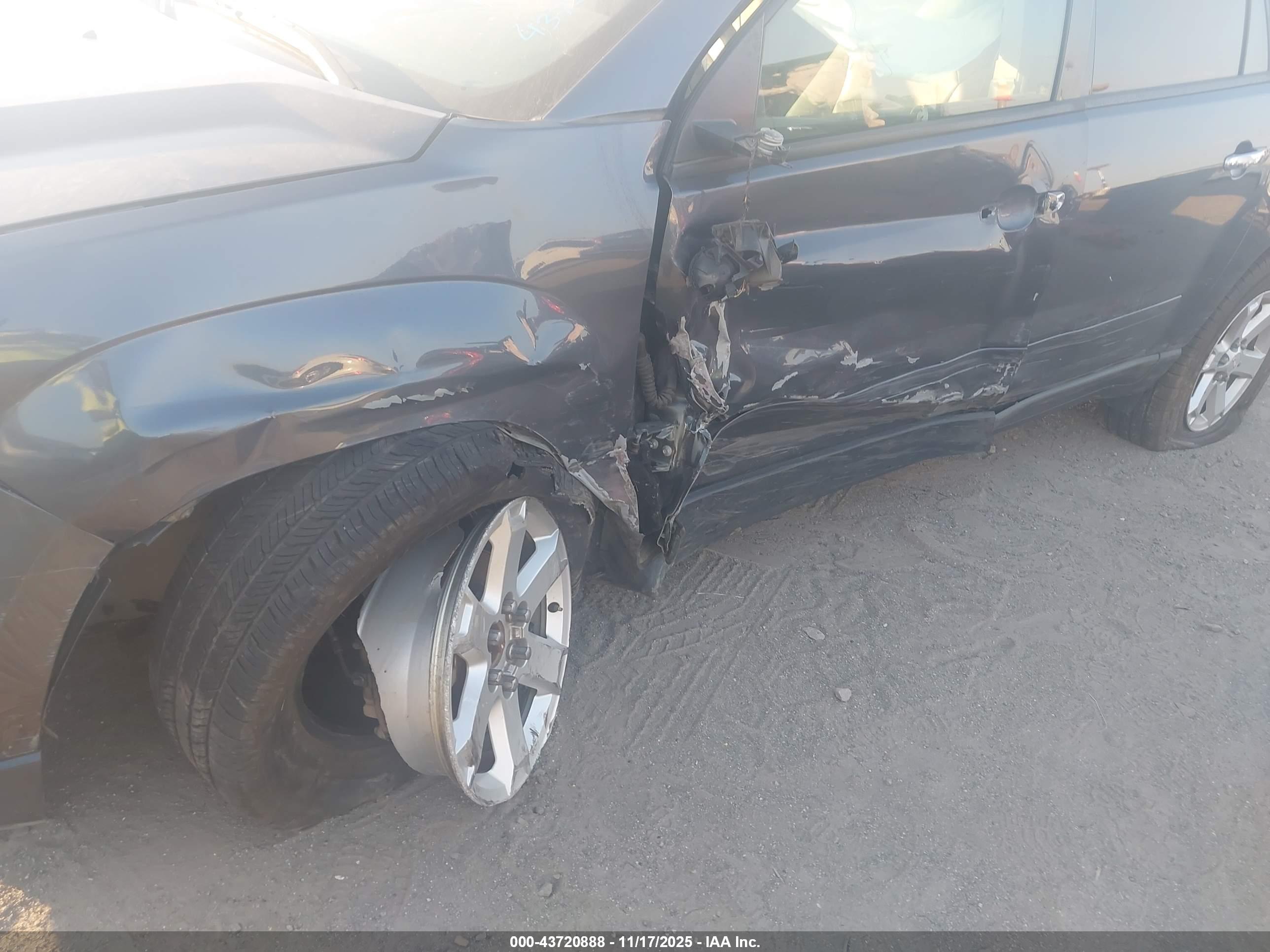 GMC ACADIA image 6