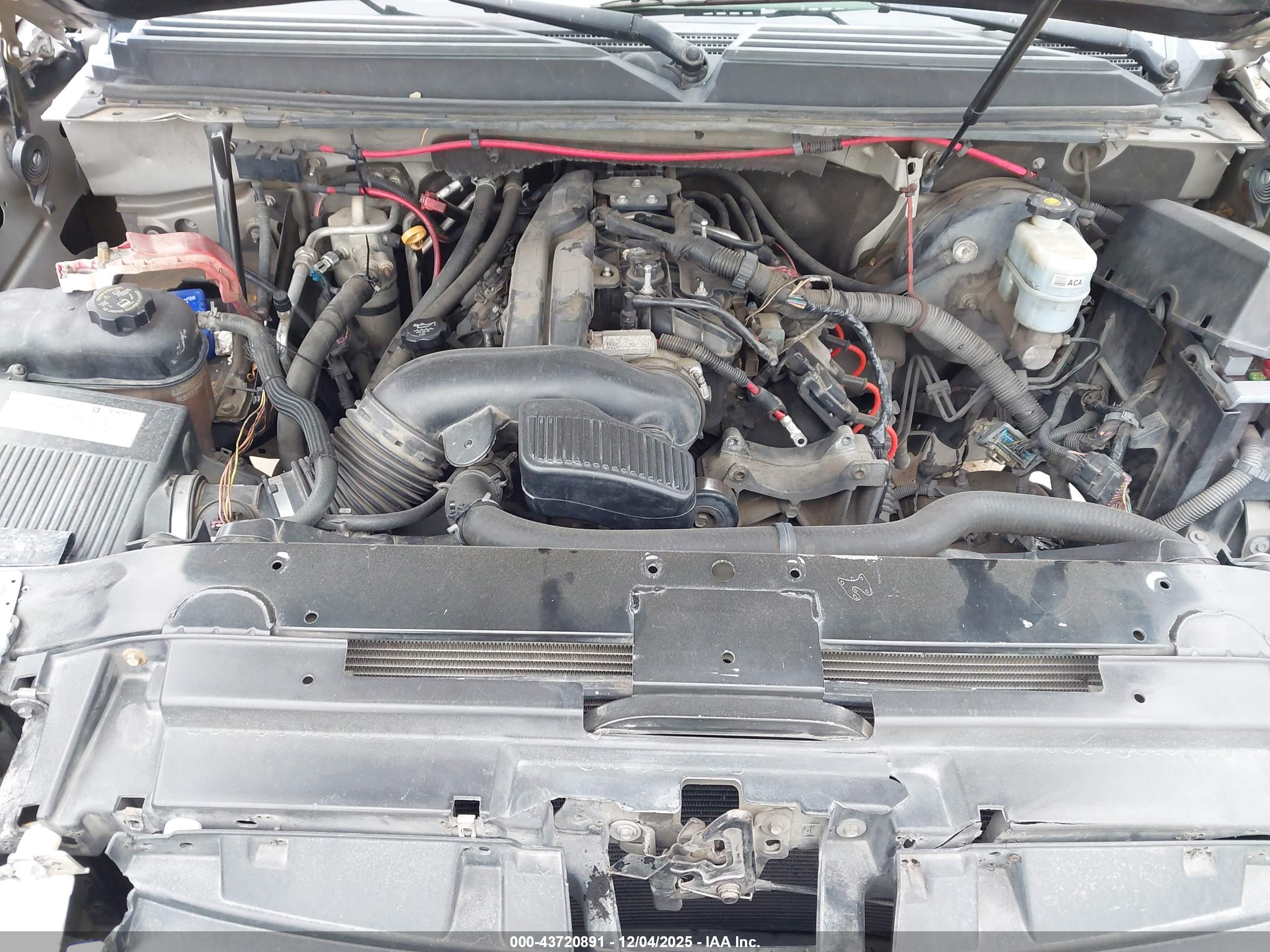 GMC YUKON image 10