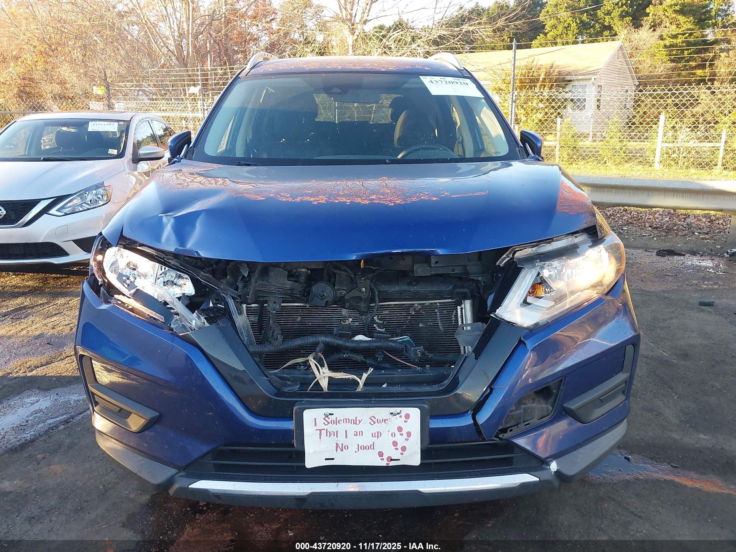NISSAN ROGUE image 6