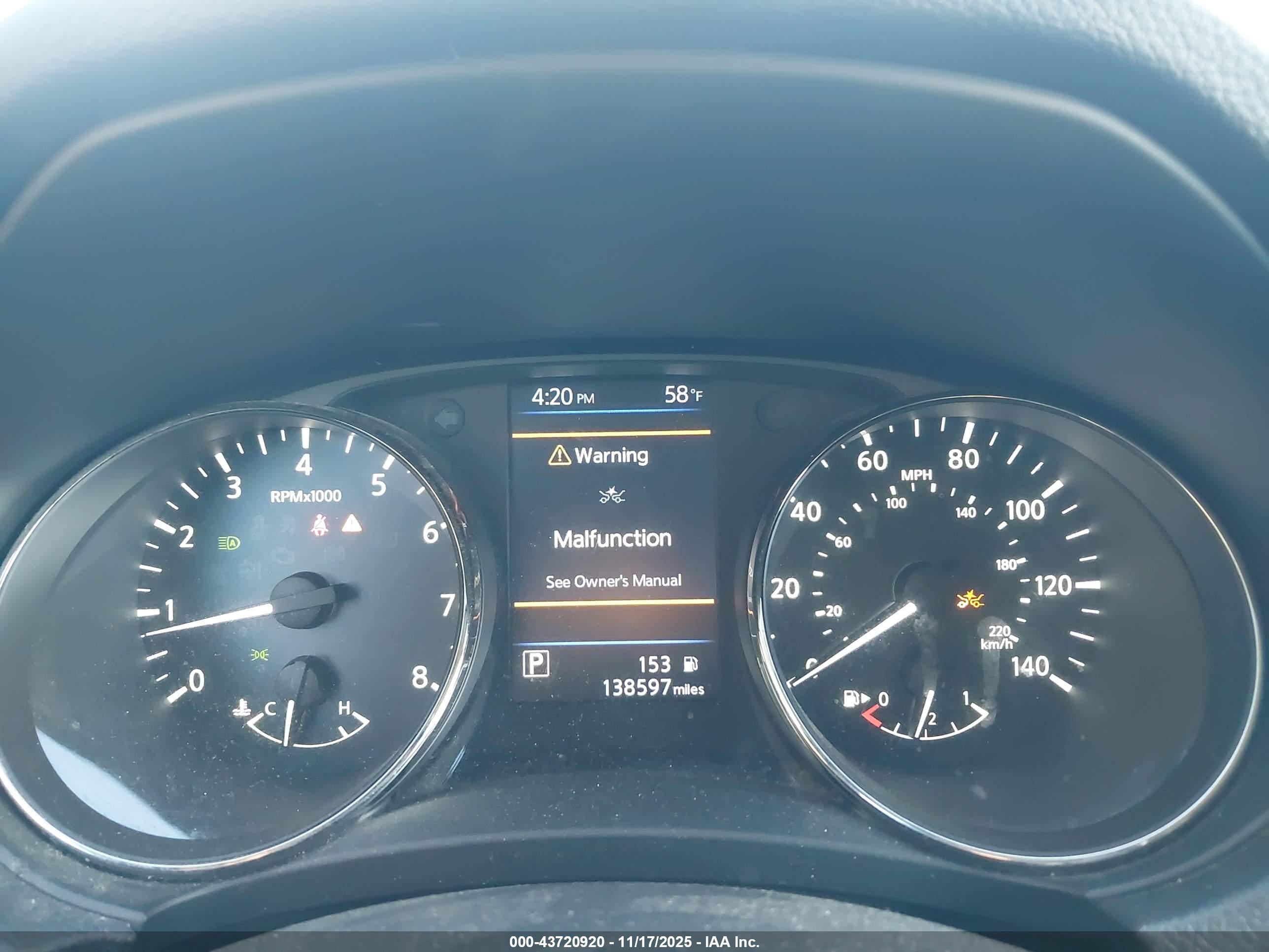 NISSAN ROGUE image 7