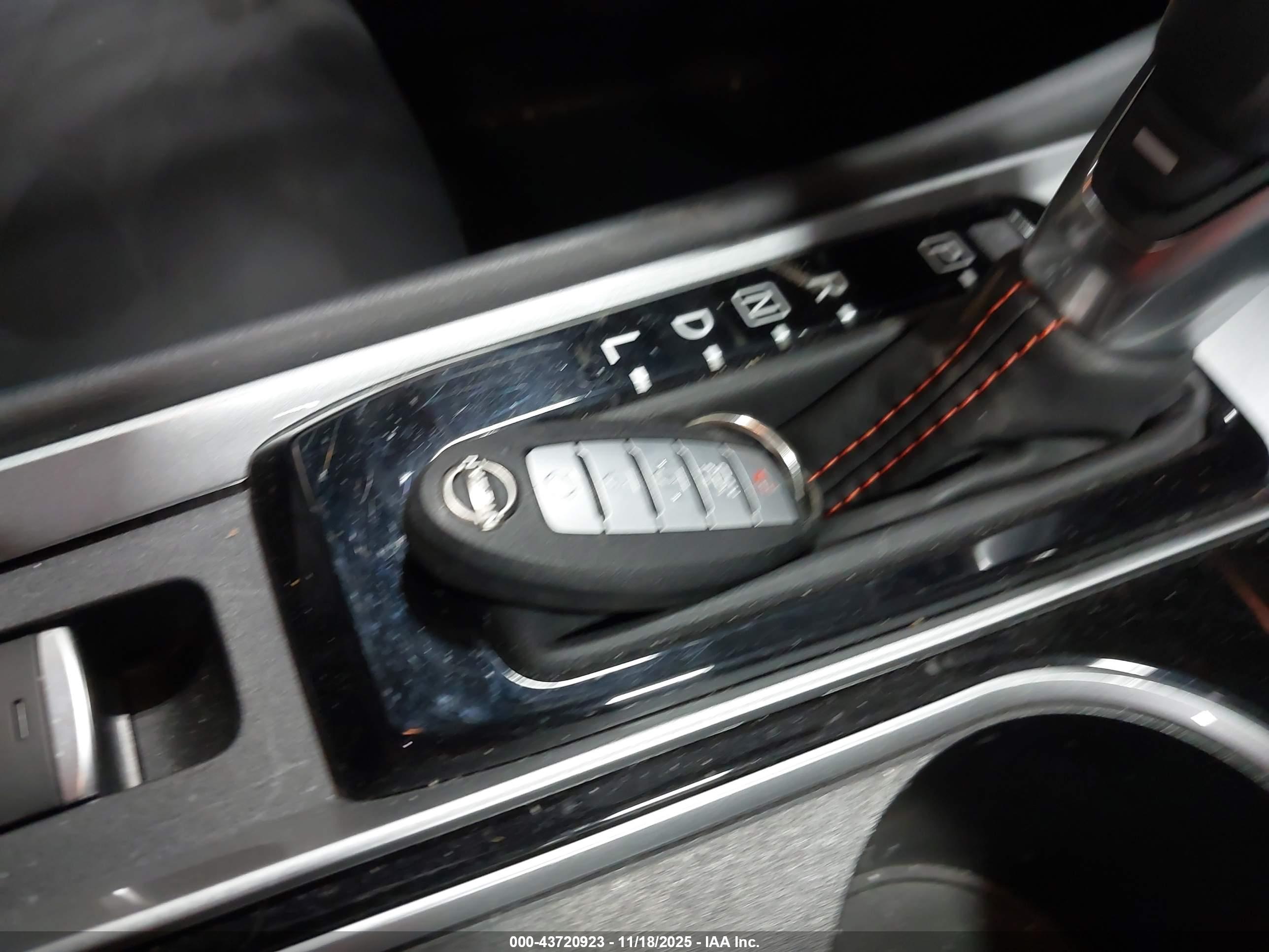 NISSAN ALTIMA image 11