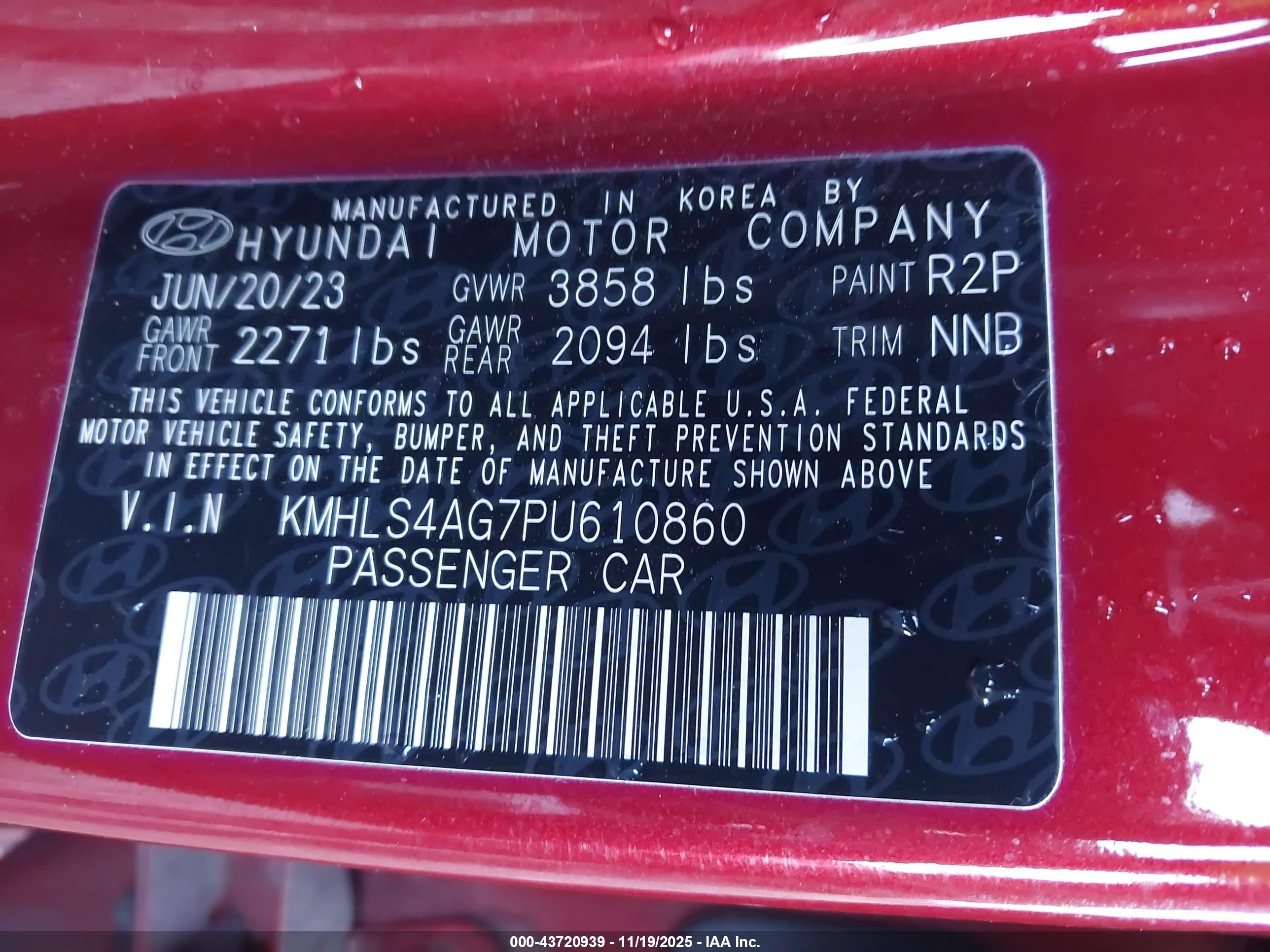 HYUNDAI ELANTRA image 9