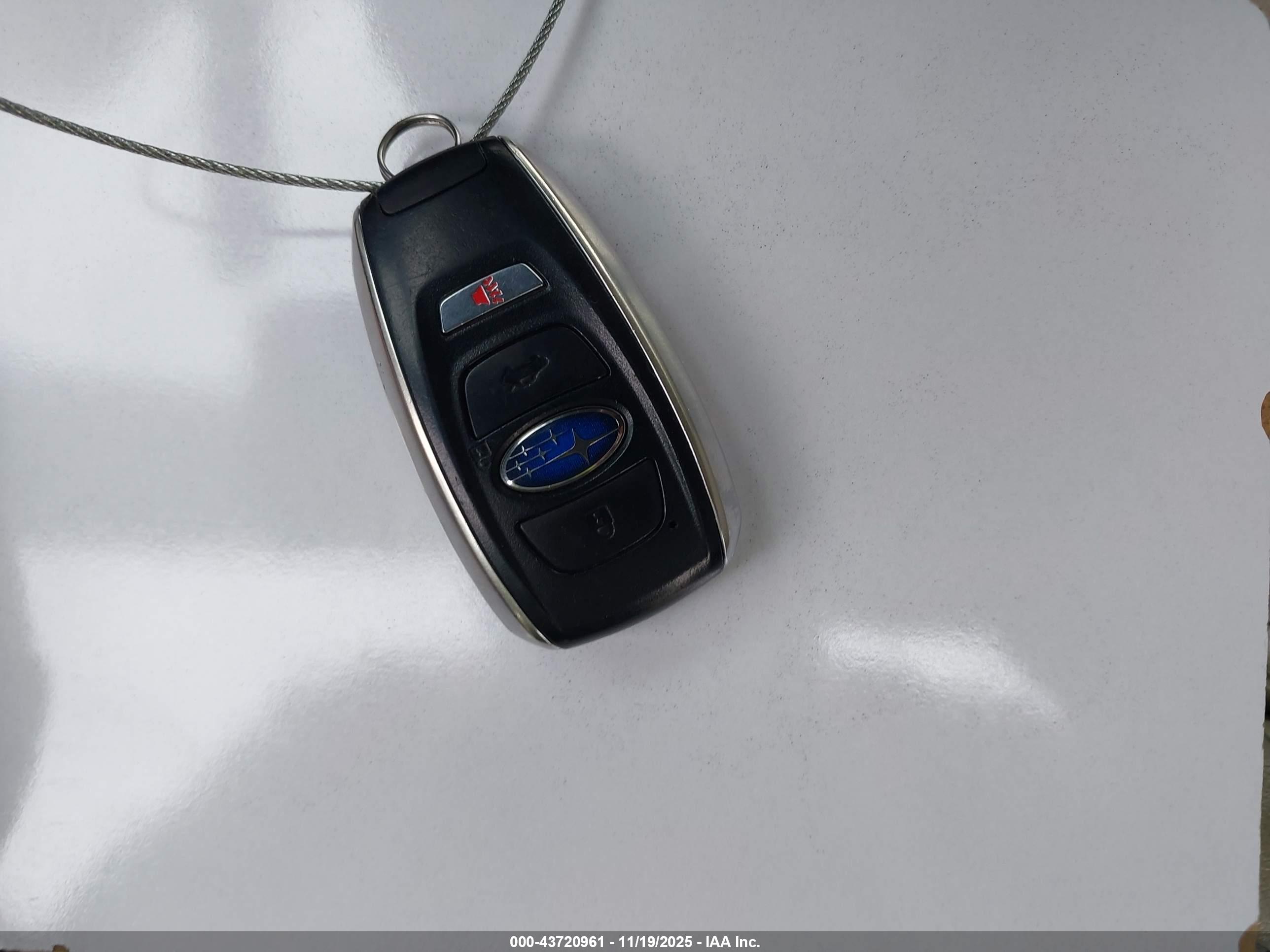 SUBARU ASCENT image 11
