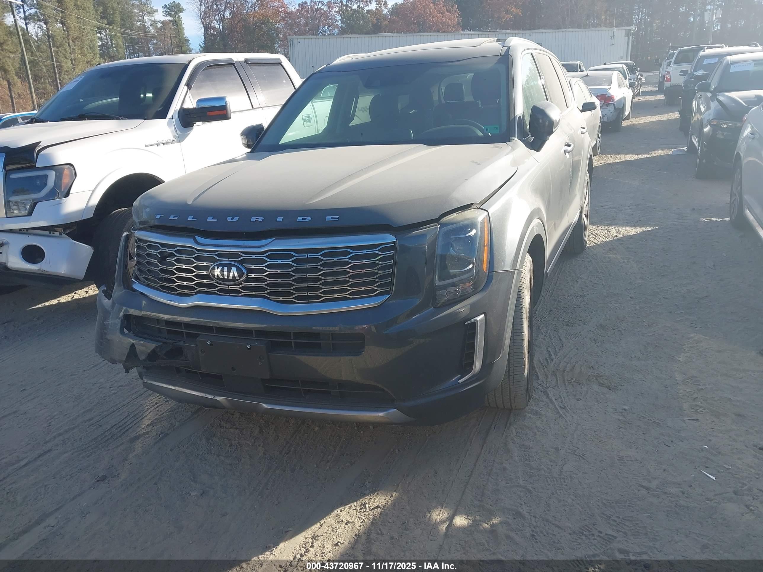 KIA TELLURIDE image 2