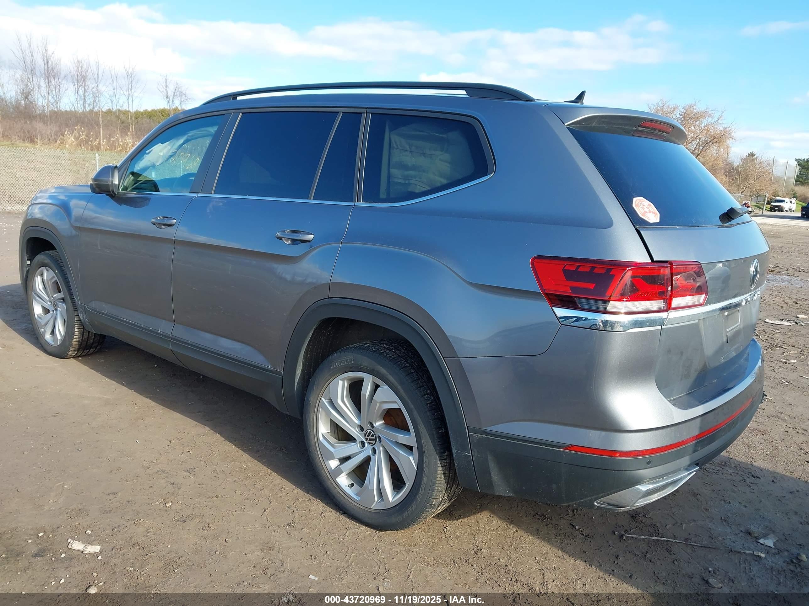 VOLKSWAGEN ATLAS image 3