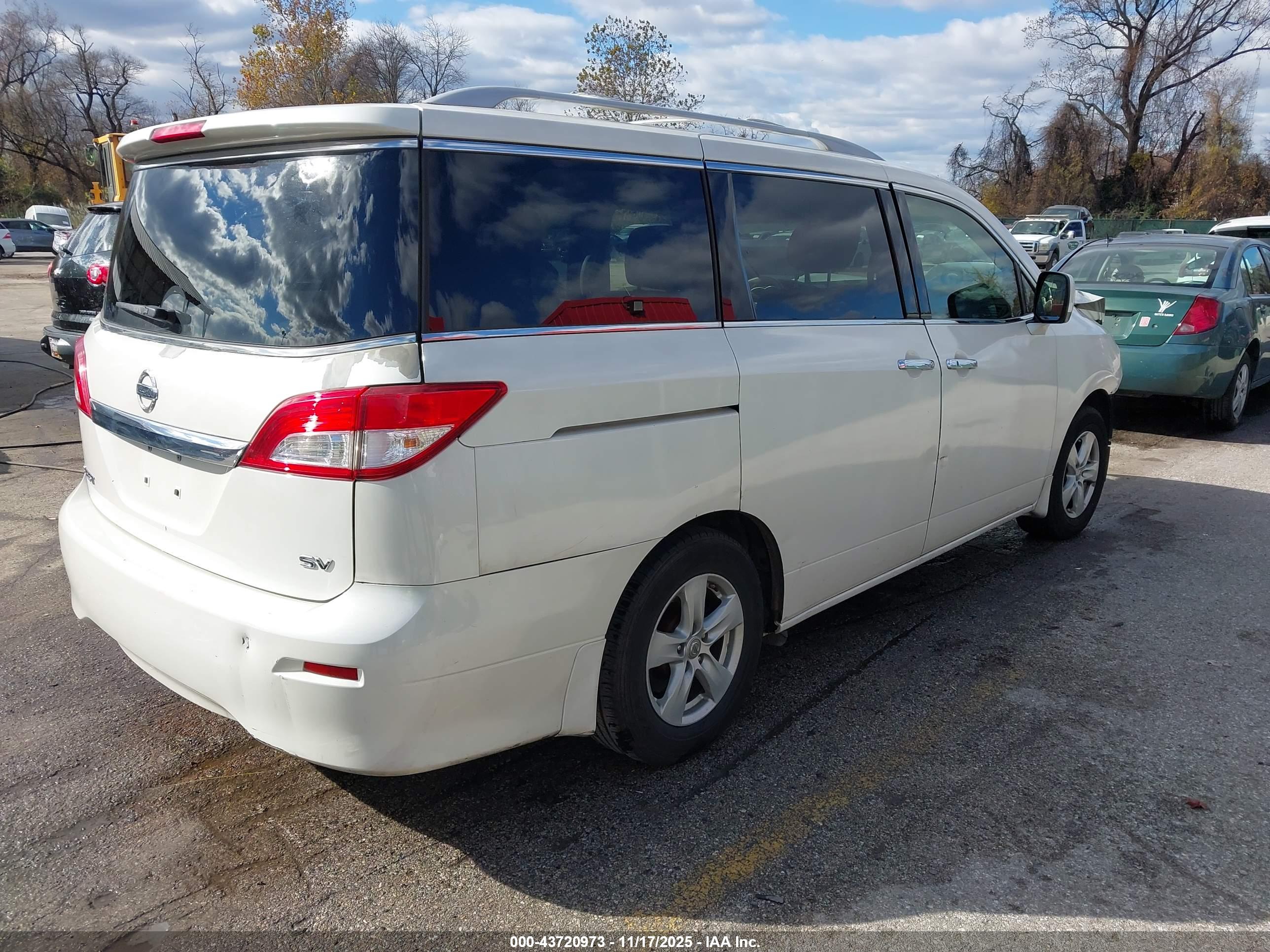 NISSAN QUEST image 4