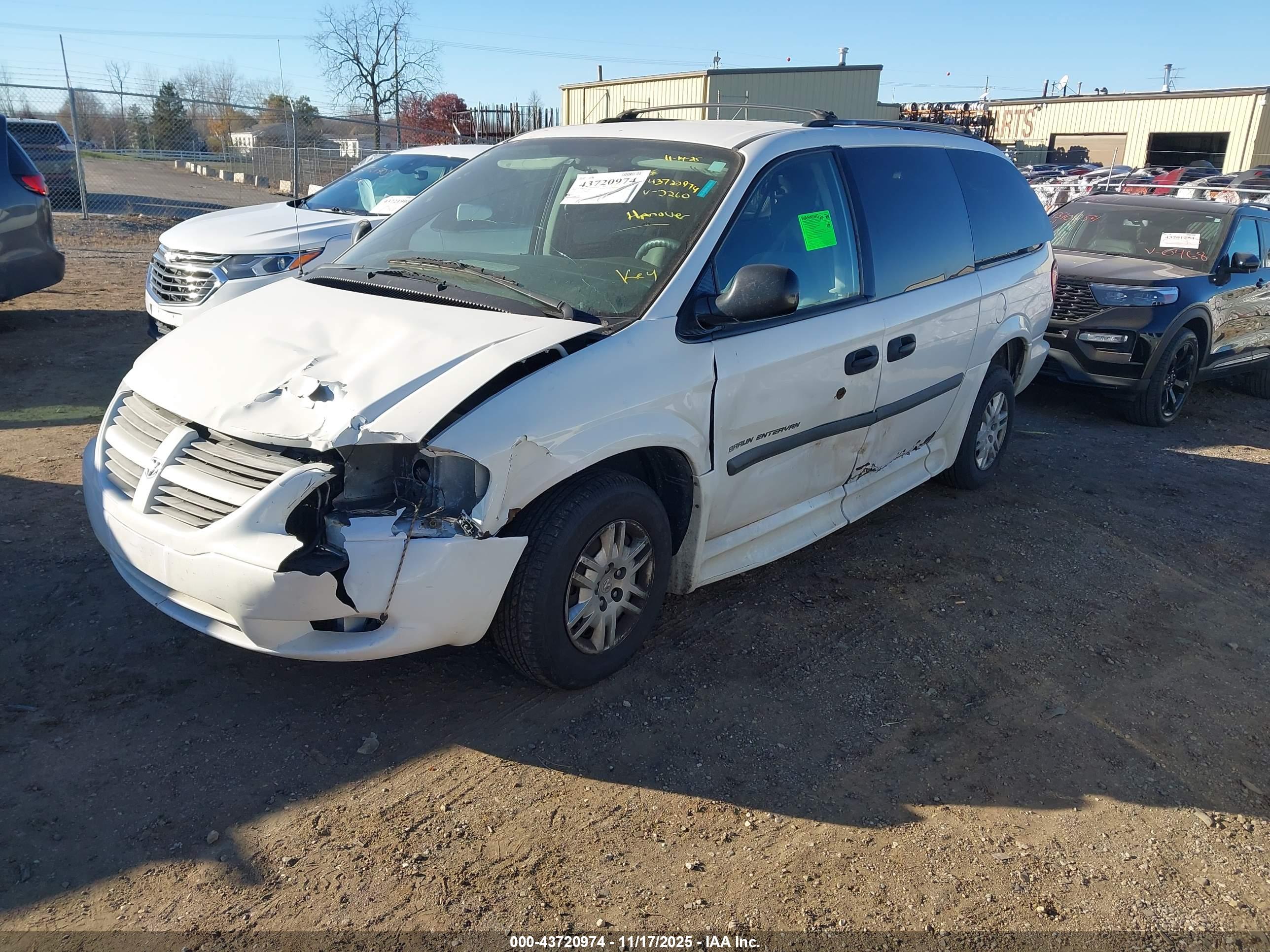 DODGE GRAND image 2