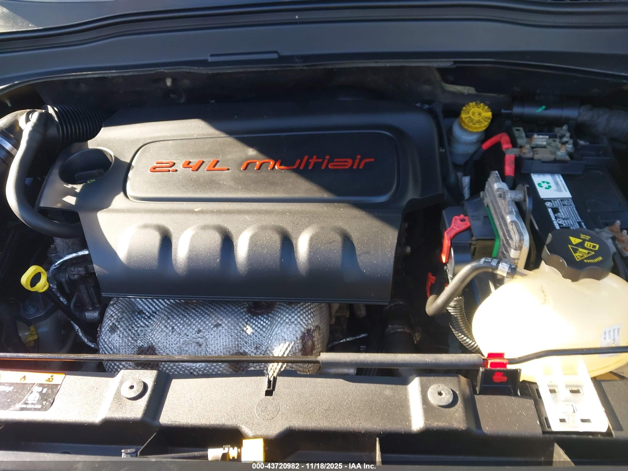 JEEP RENEGADE image 10