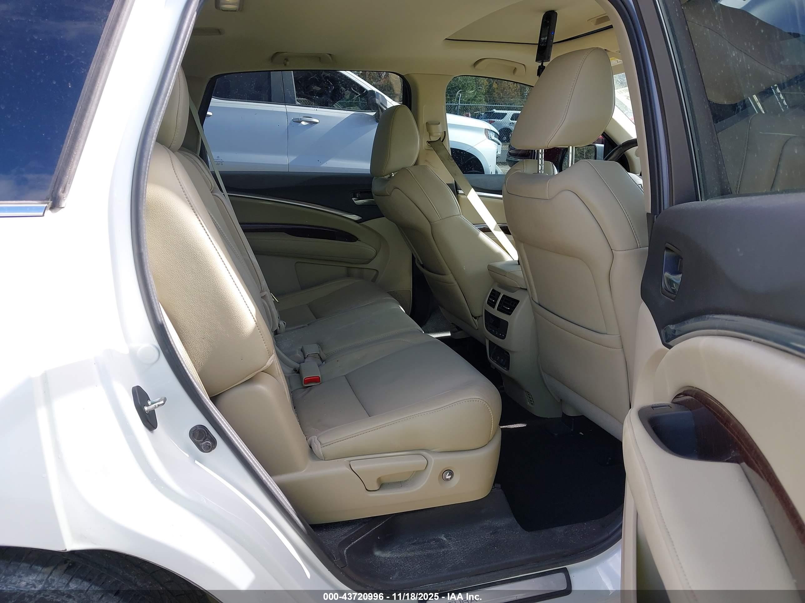ACURA MDX image 8