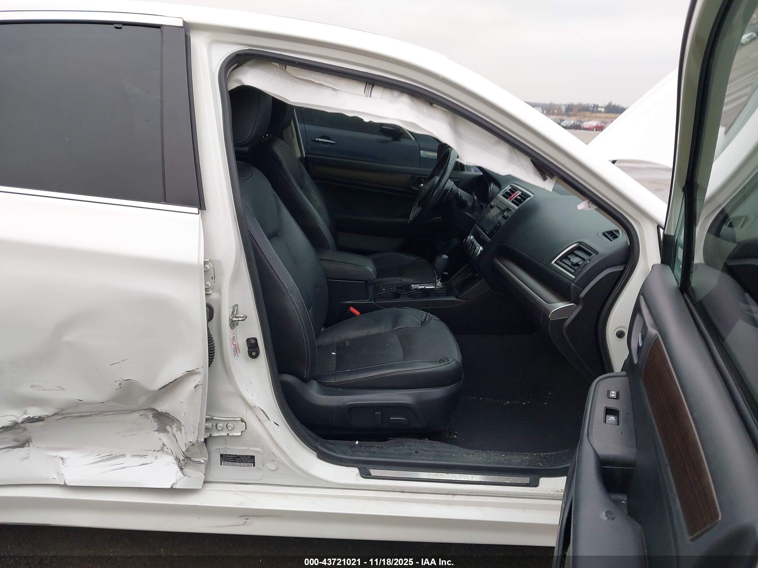 SUBARU LEGACY image 5