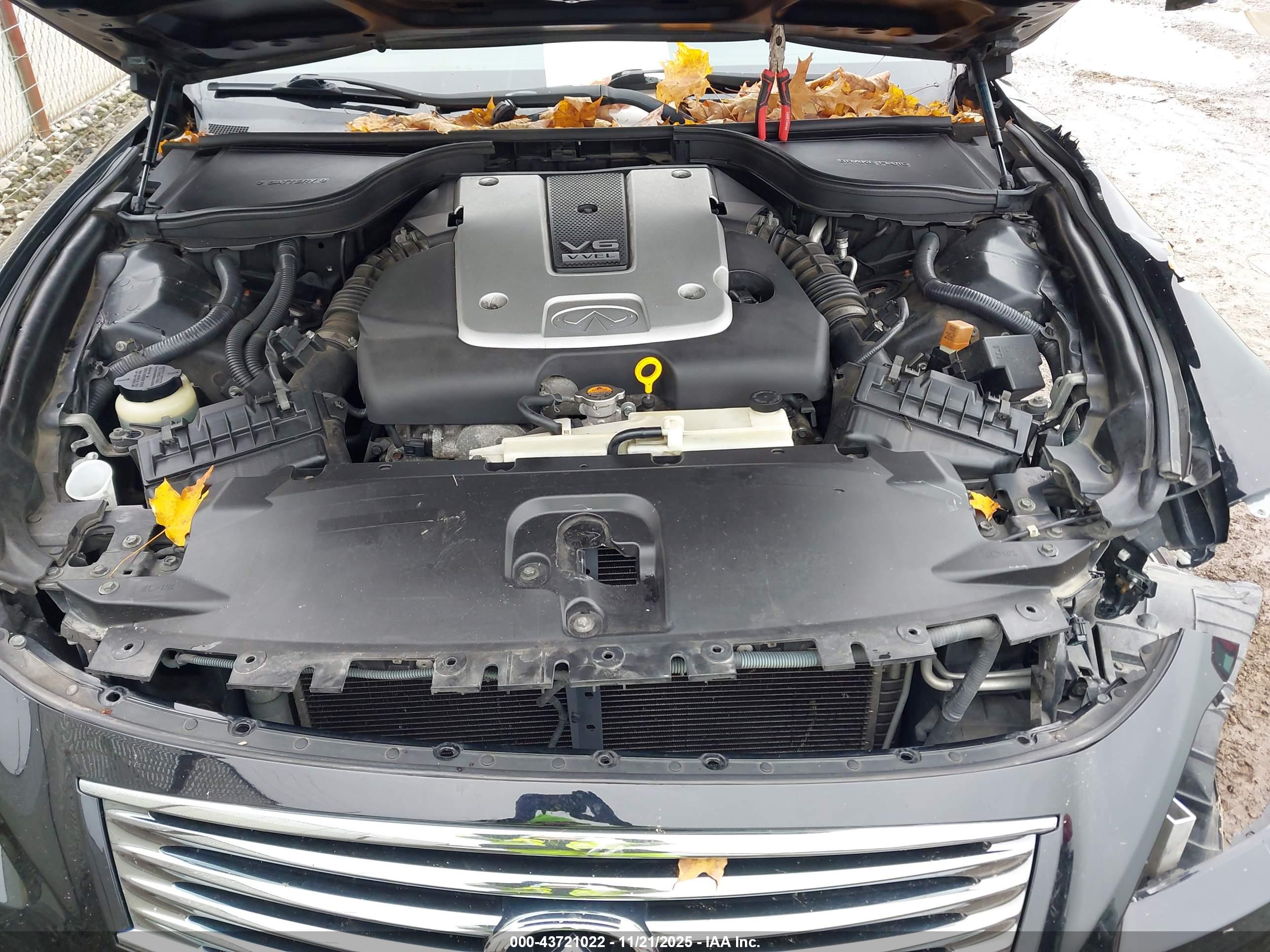 INFINITI G37 image 10