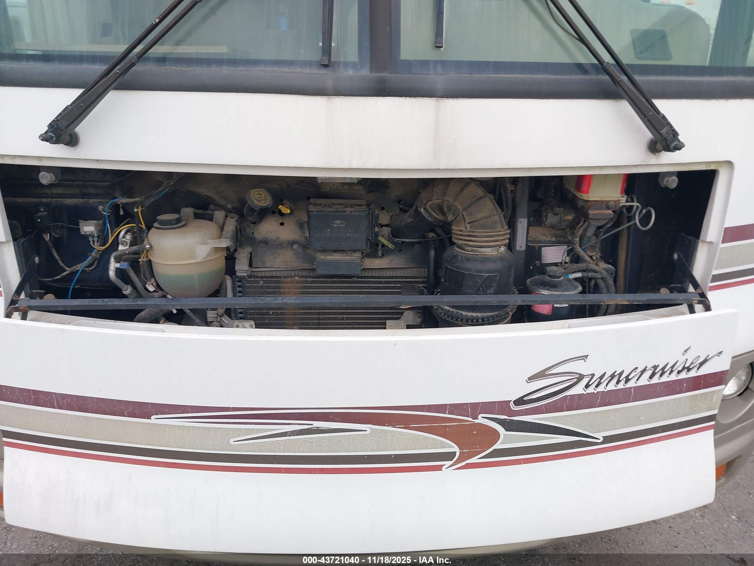 FORD F550 image 10