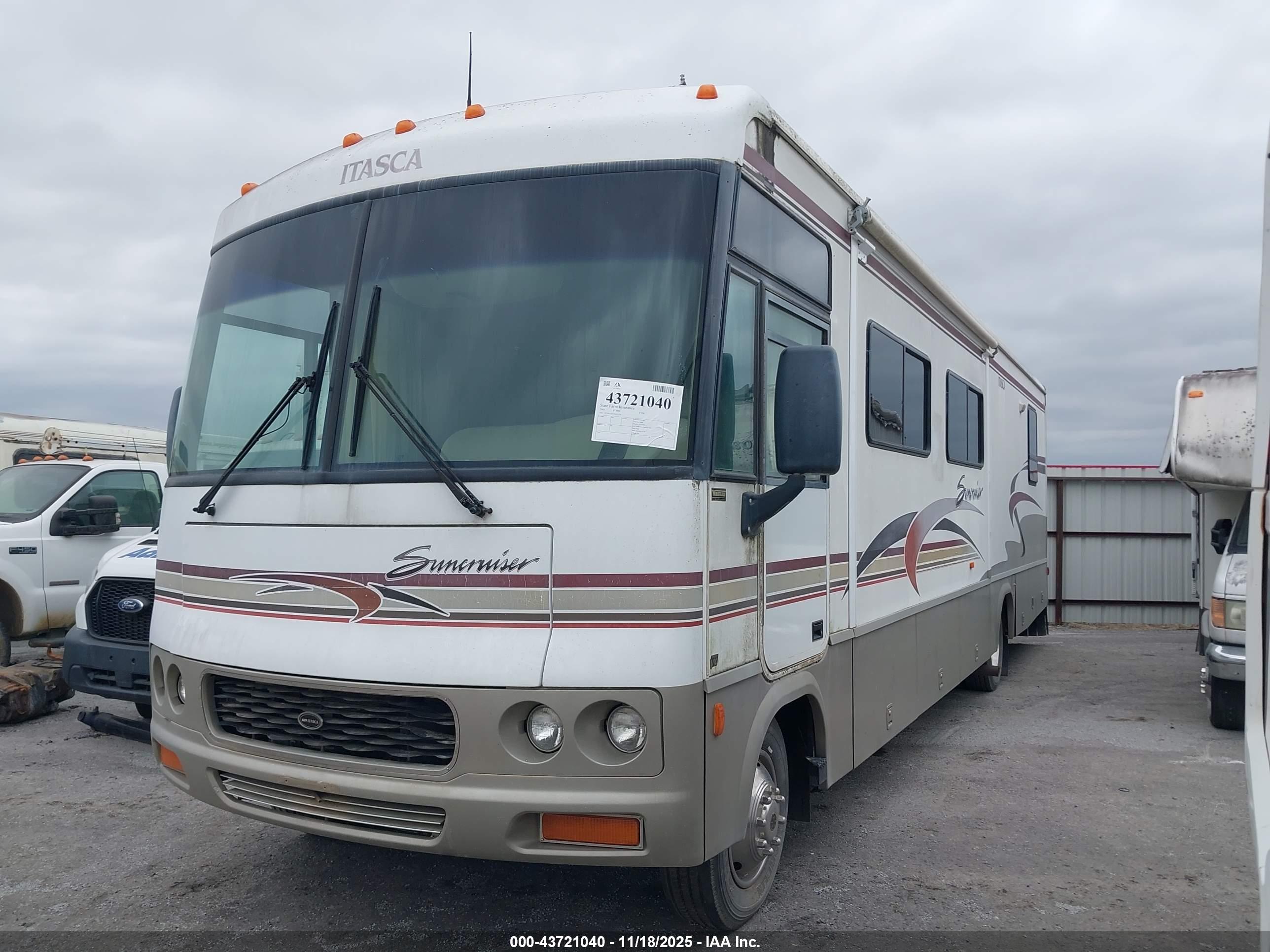 FORD F550 image 2