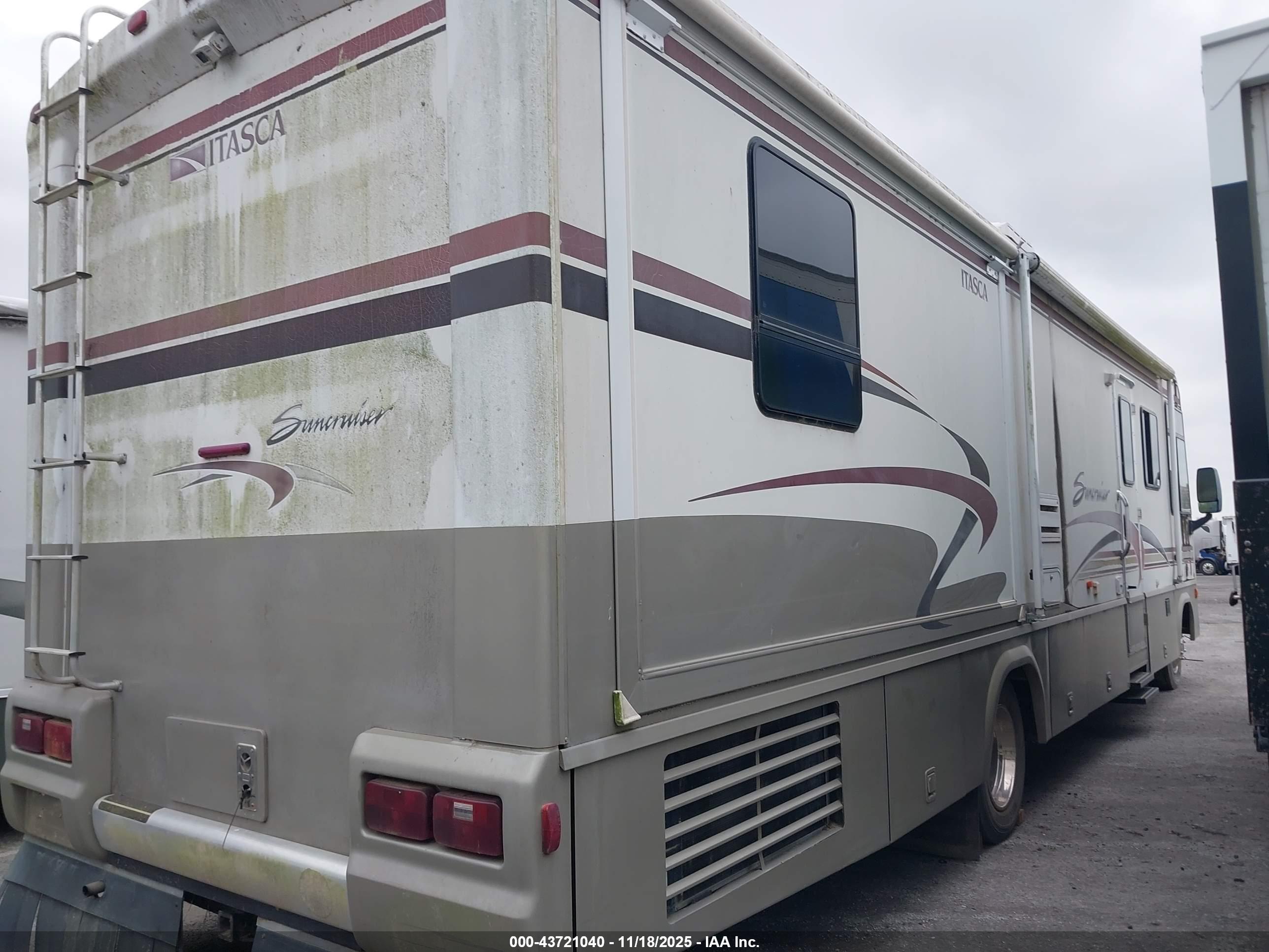 FORD F550 image 4